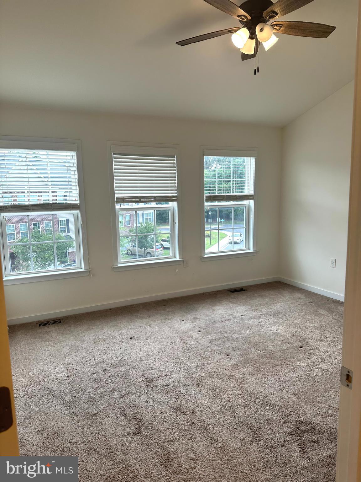 BROOKFIELD - Residential Lease