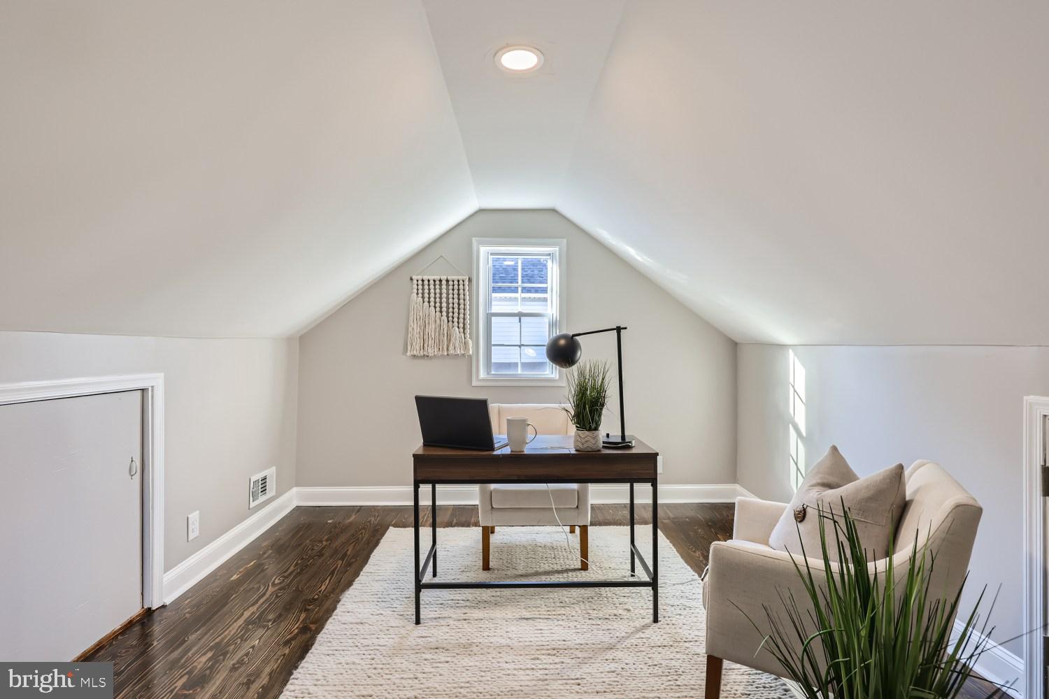 PARKVILLE - Residential