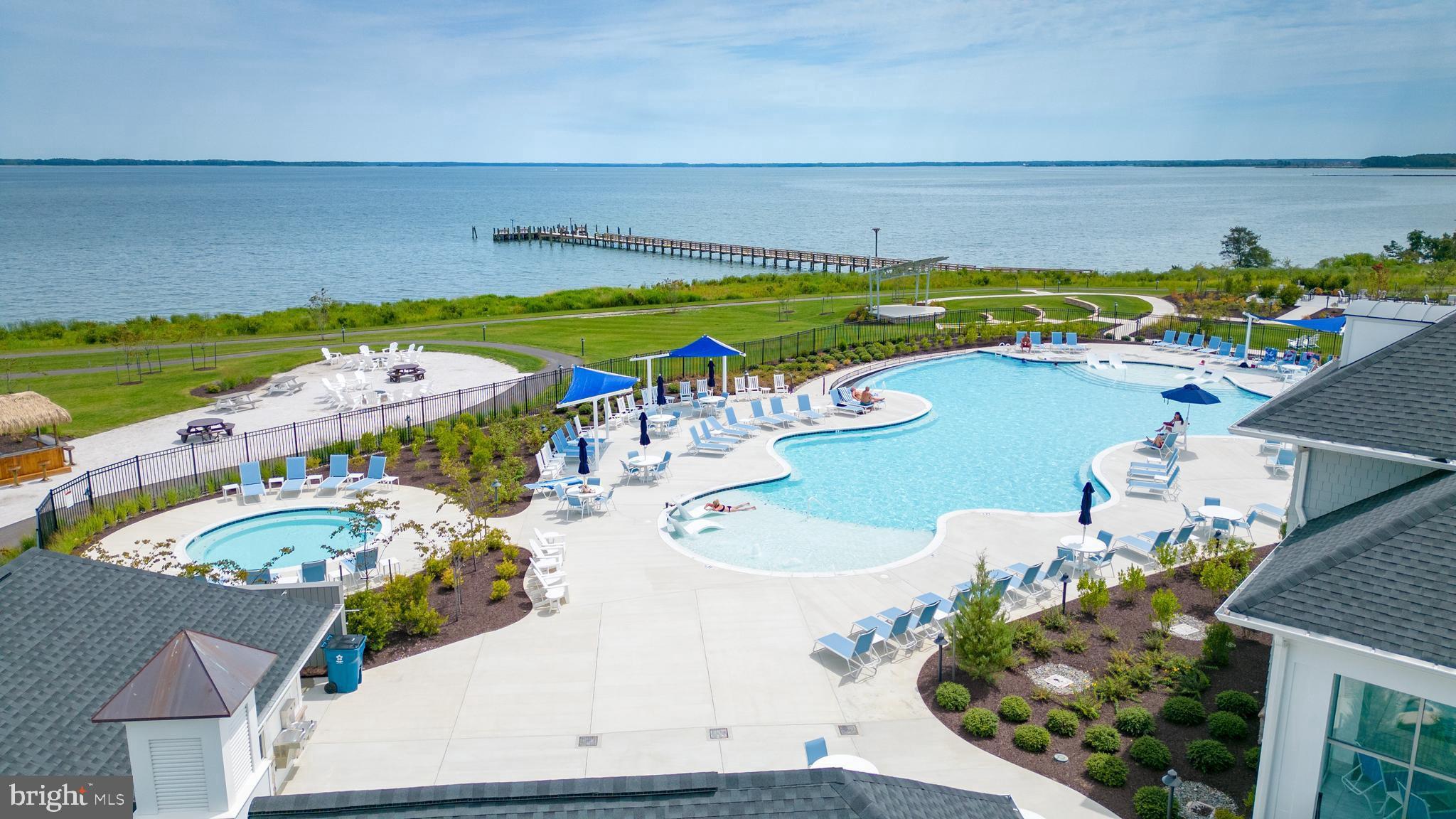 FOUR SEASONS AT KENT ISLAND - Residential