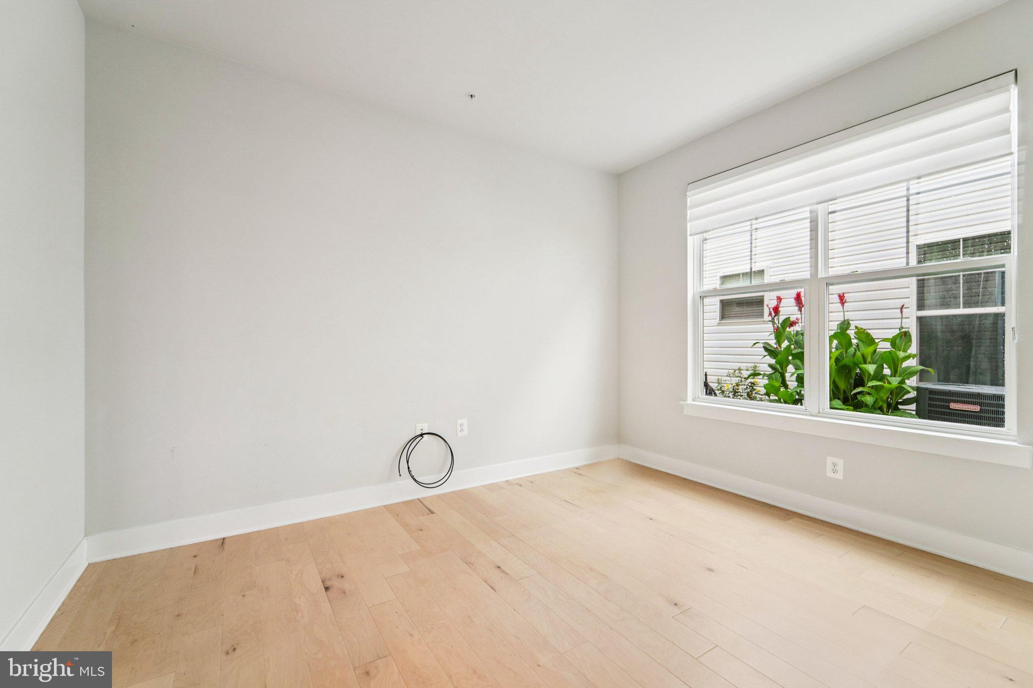 FOUR SEASONS AT KENT ISLAND - Residential