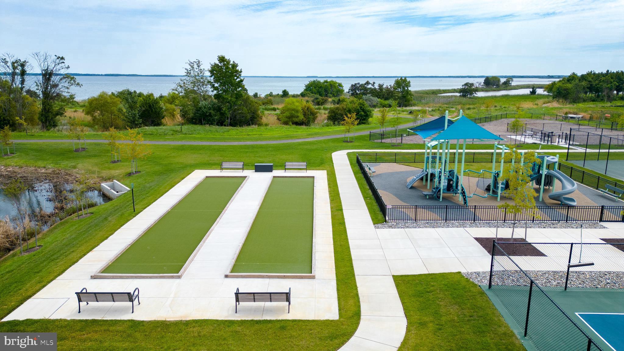 FOUR SEASONS AT KENT ISLAND - Residential