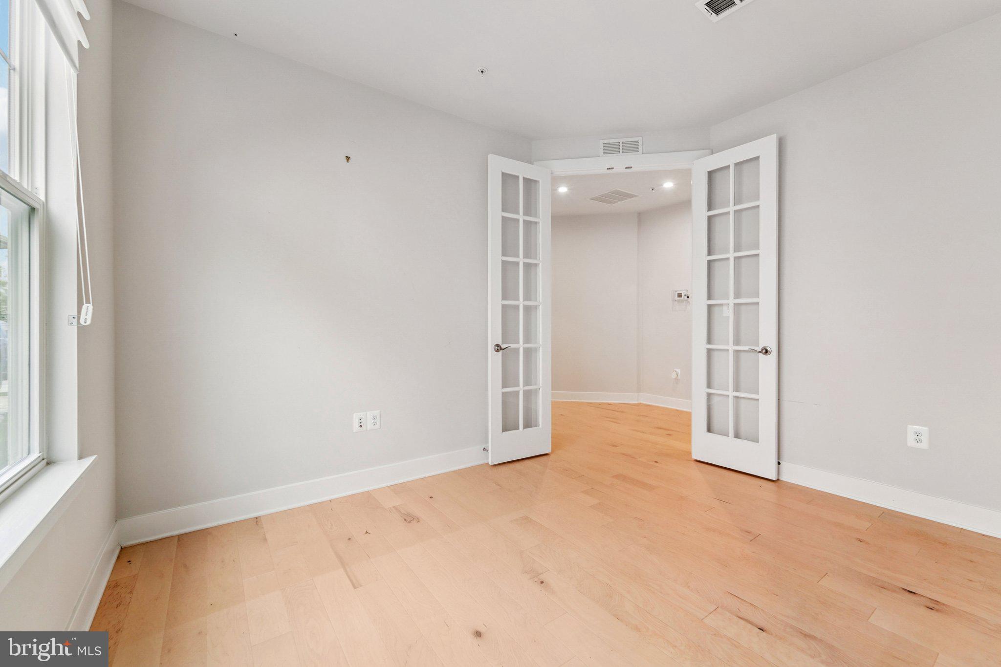 FOUR SEASONS AT KENT ISLAND - Residential