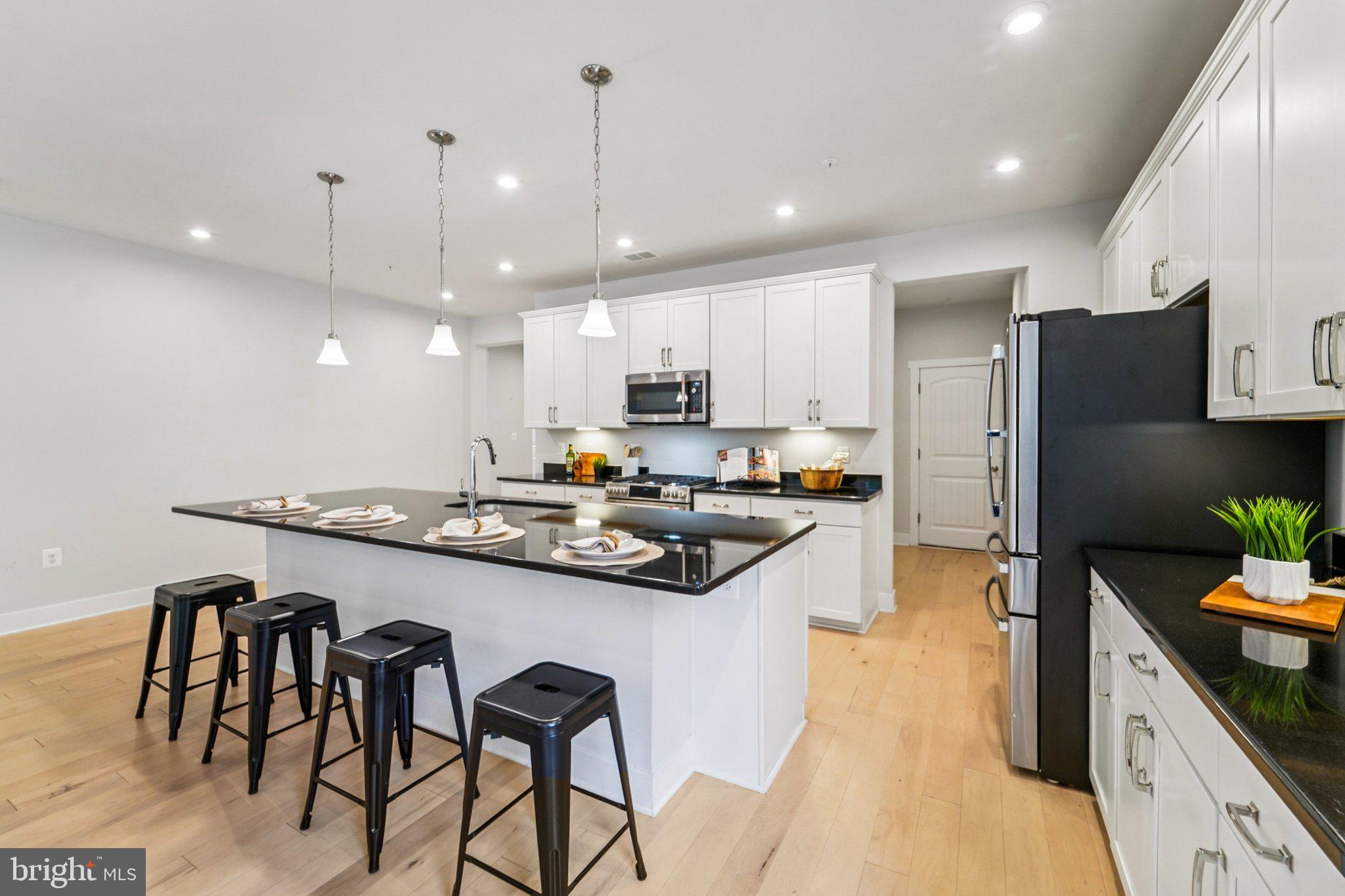 FOUR SEASONS AT KENT ISLAND - Residential