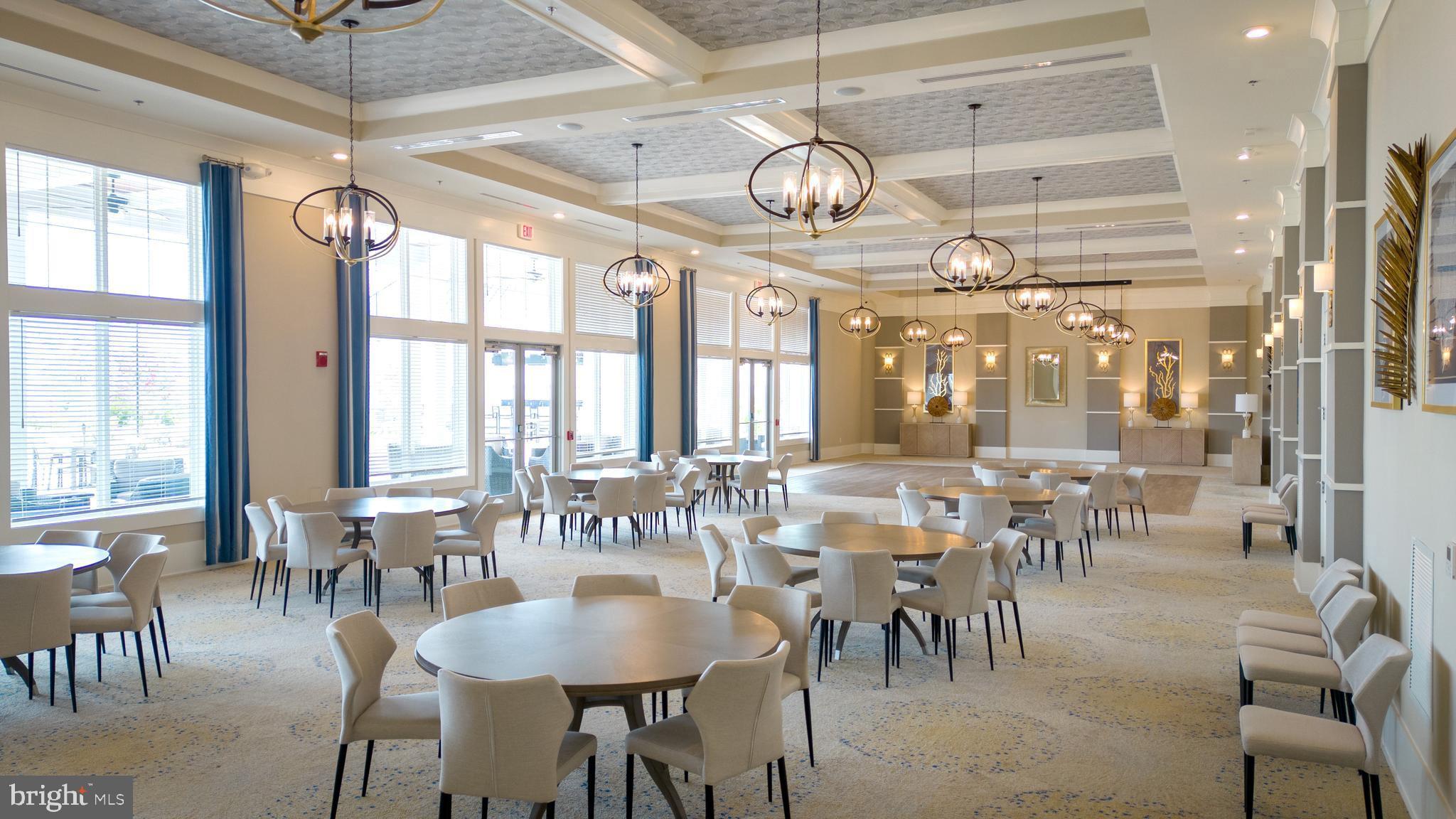 FOUR SEASONS AT KENT ISLAND - Residential