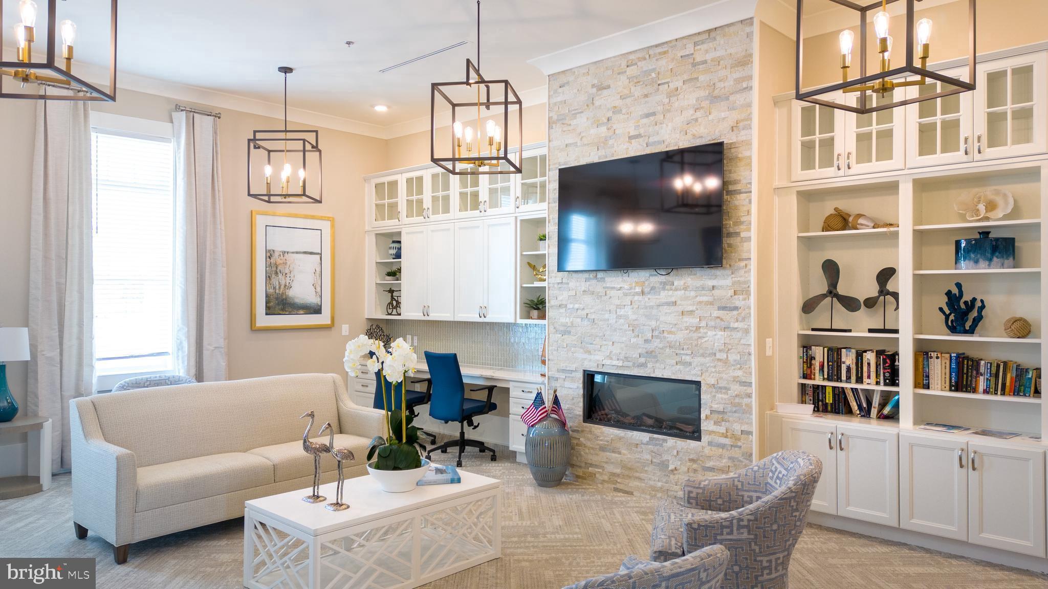 FOUR SEASONS AT KENT ISLAND - Residential