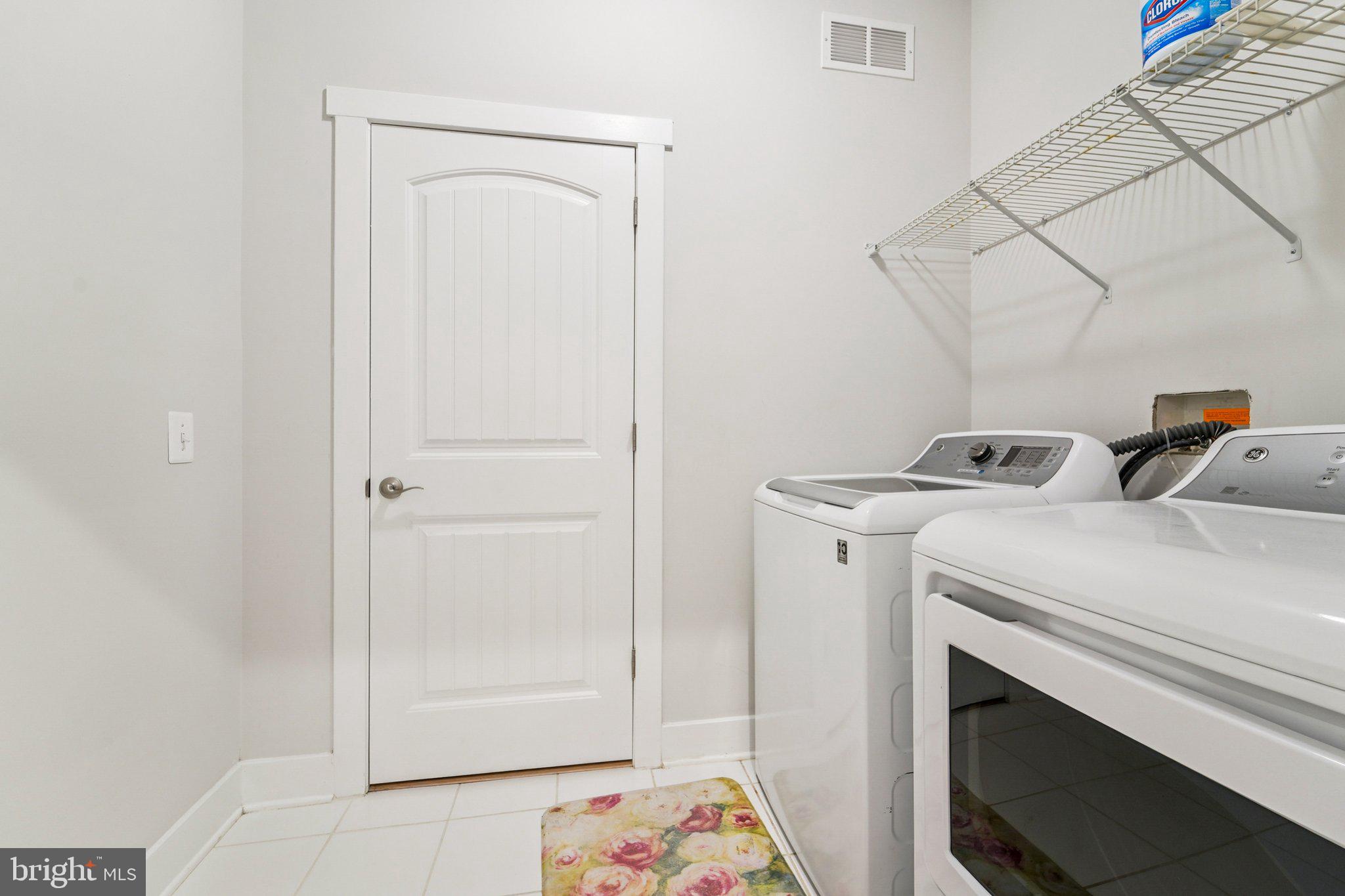 FOUR SEASONS AT KENT ISLAND - Residential