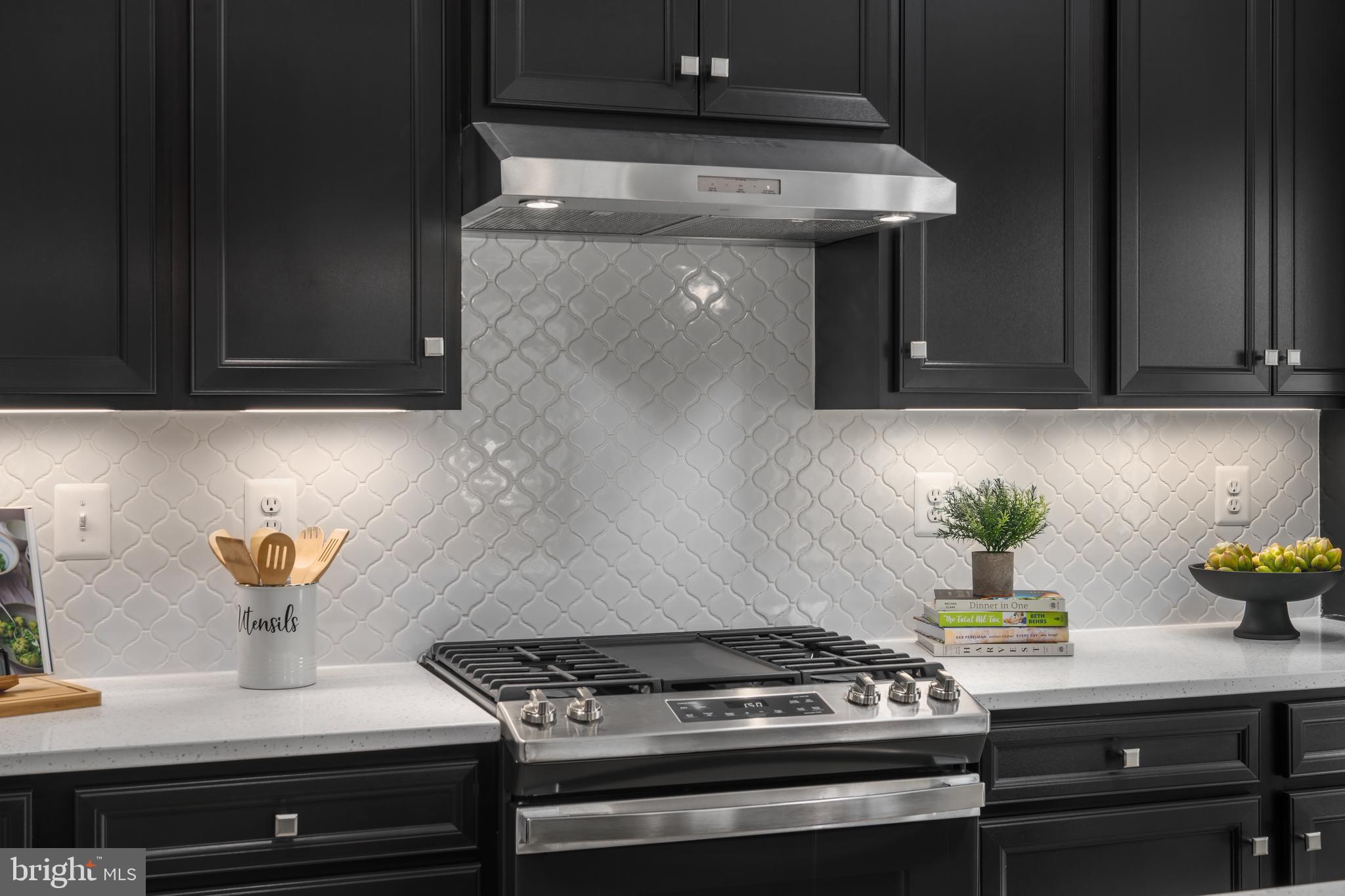 9073 BALLOTADE STREET