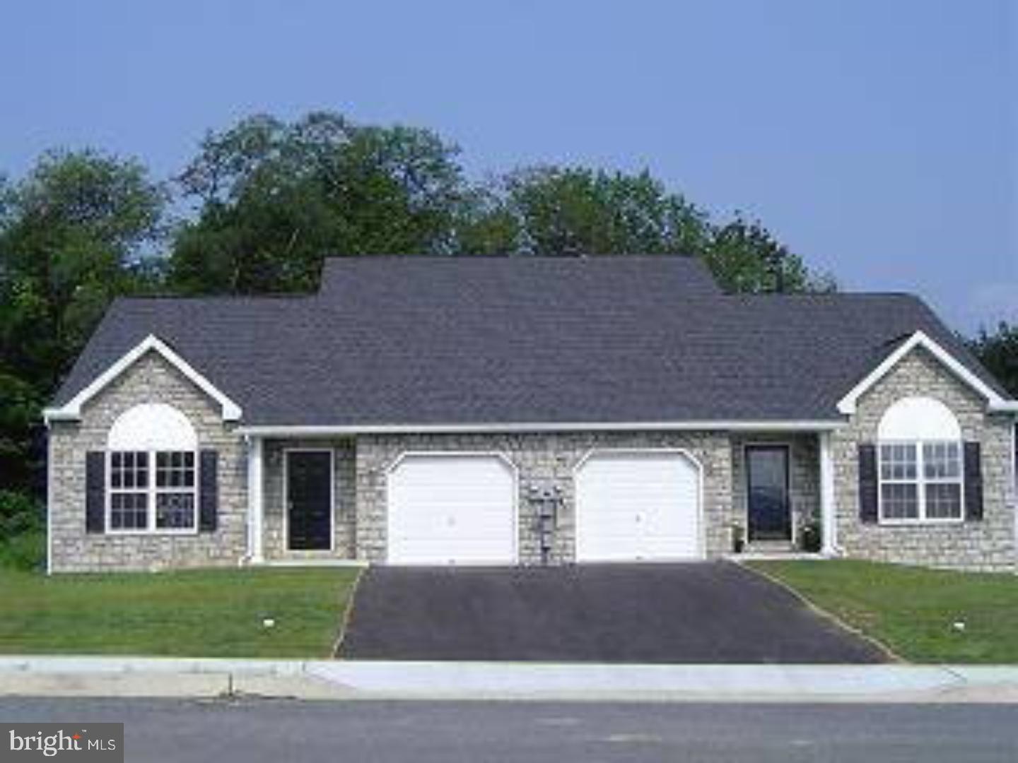 AMBER RIDGE - Residential