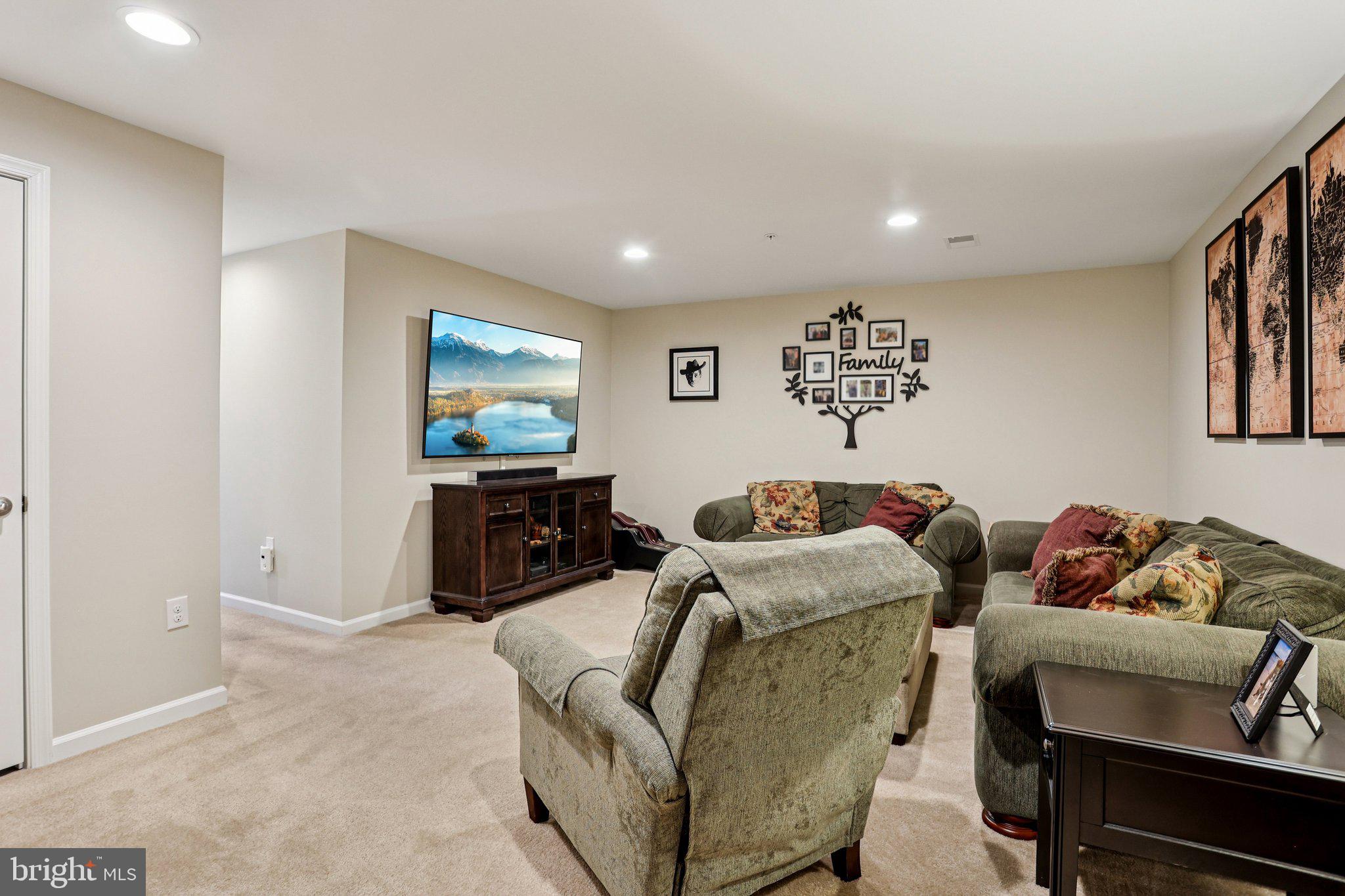 FILLMORE VILLAGE - Residential