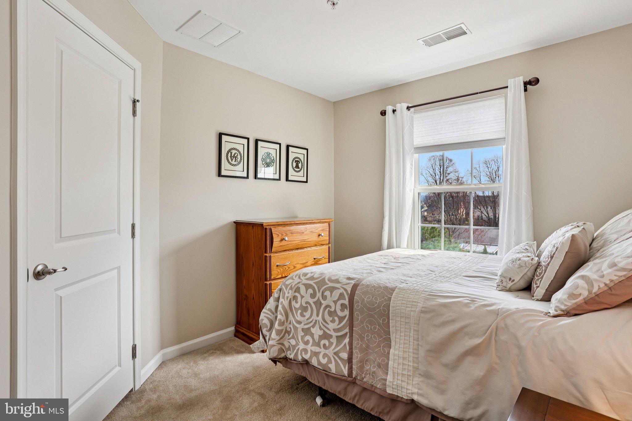 FILLMORE VILLAGE - Residential