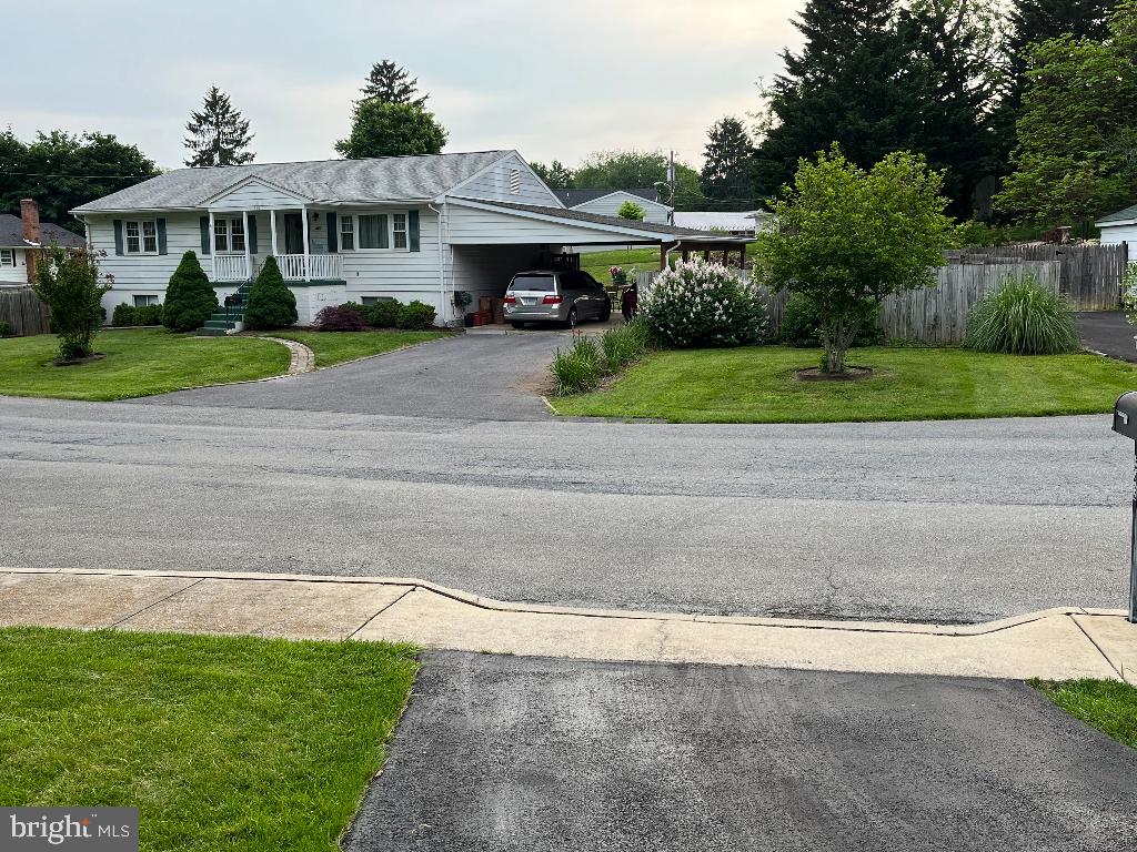 BROOKHAVEN - Residential