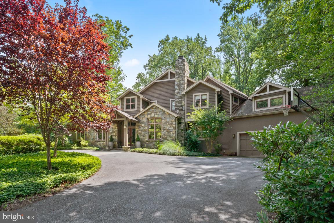 BRADLEY HILLS GROVE - Residential