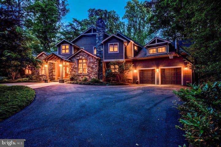 BRADLEY HILLS GROVE - Residential