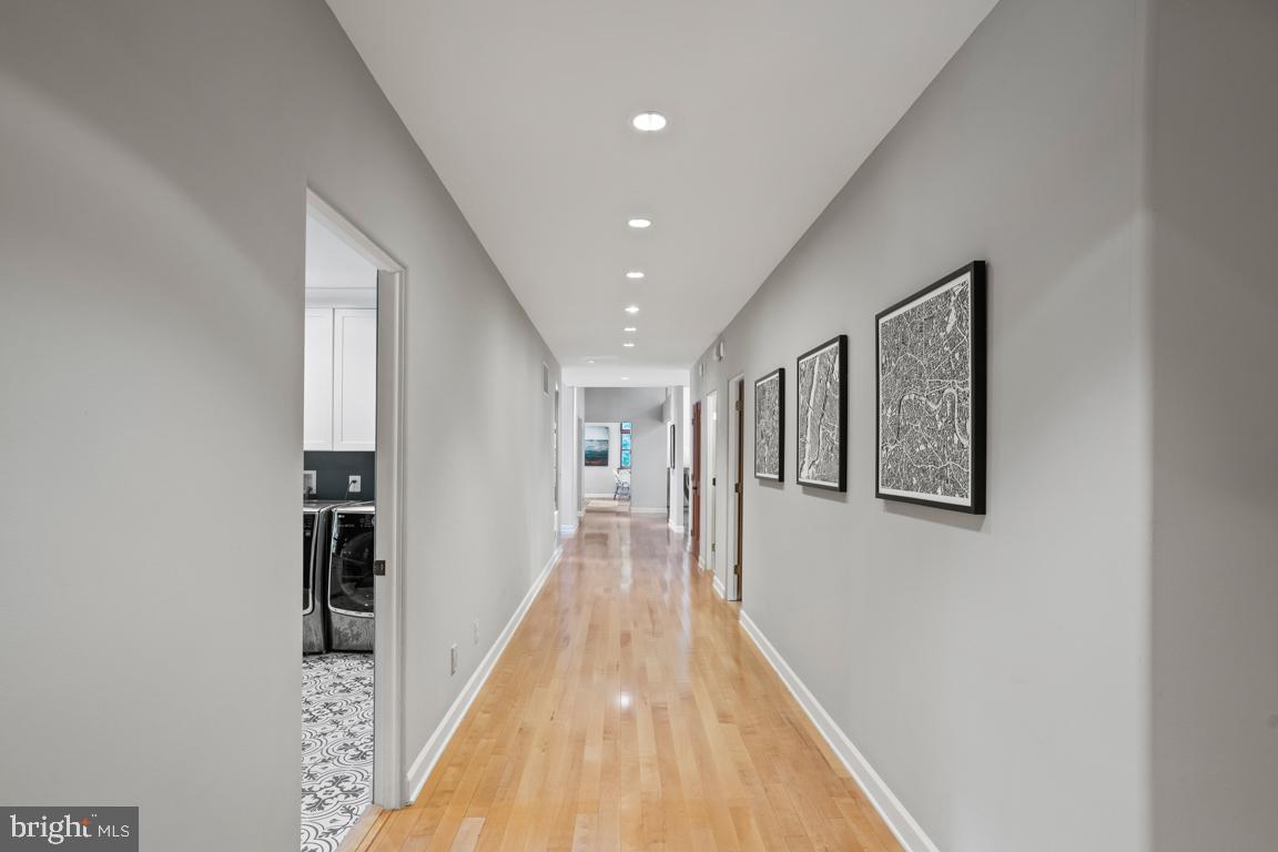 BRADLEY HILLS GROVE - Residential