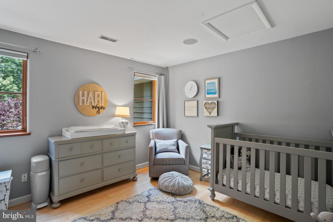 BRADLEY HILLS GROVE - Residential