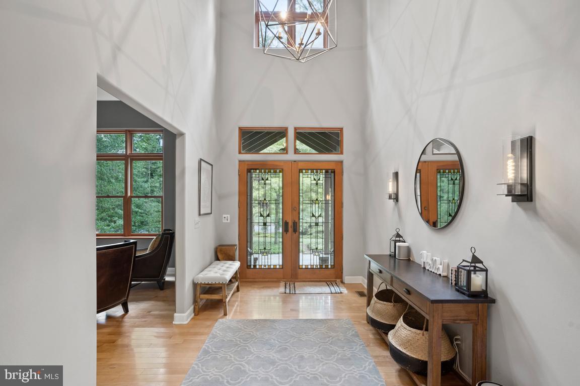 BRADLEY HILLS GROVE - Residential