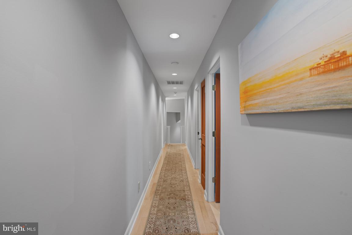 BRADLEY HILLS GROVE - Residential