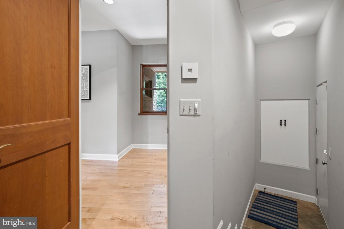 BRADLEY HILLS GROVE - Residential