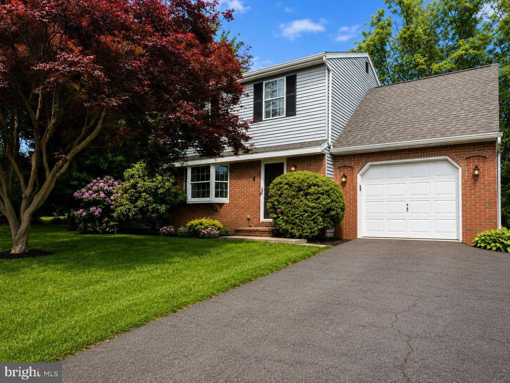 Photo of 25 Turnbridge Drive, LANCASTER, PA 17603 (MLS # PALA2089168)