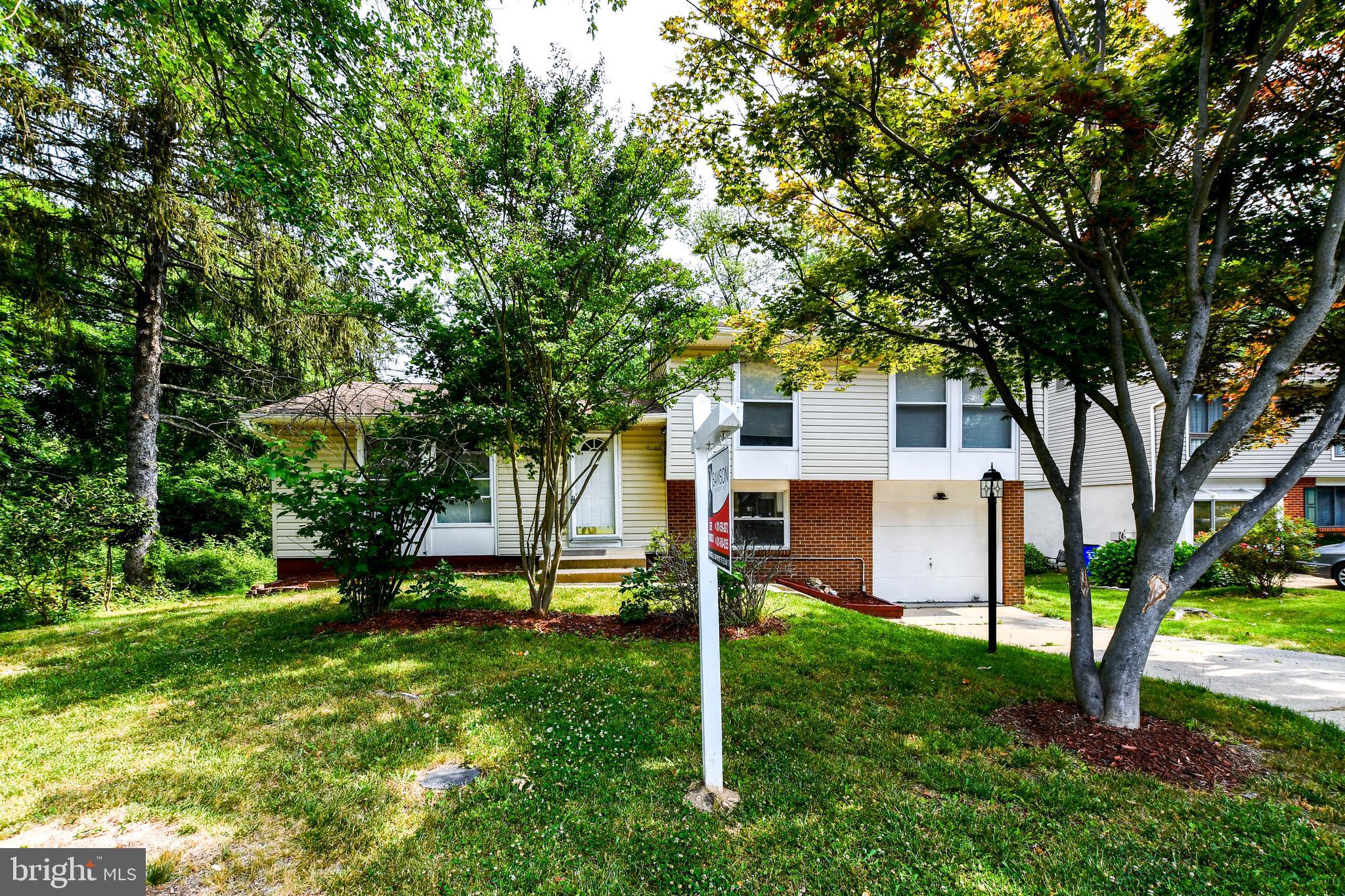 Welcome to 9460 Wandering Way!
BRING YOUR IDEAS TO UPGRADE THIS PERFECT STARTER HOME. Four finished levels with vaulted ceilings, 4 bedrooms, 3 baths and 1 car garage . Family room that opens to brick patio. As Is, but Shows well - Excellent location - close to 175/29.
Seller may need possible rentback.