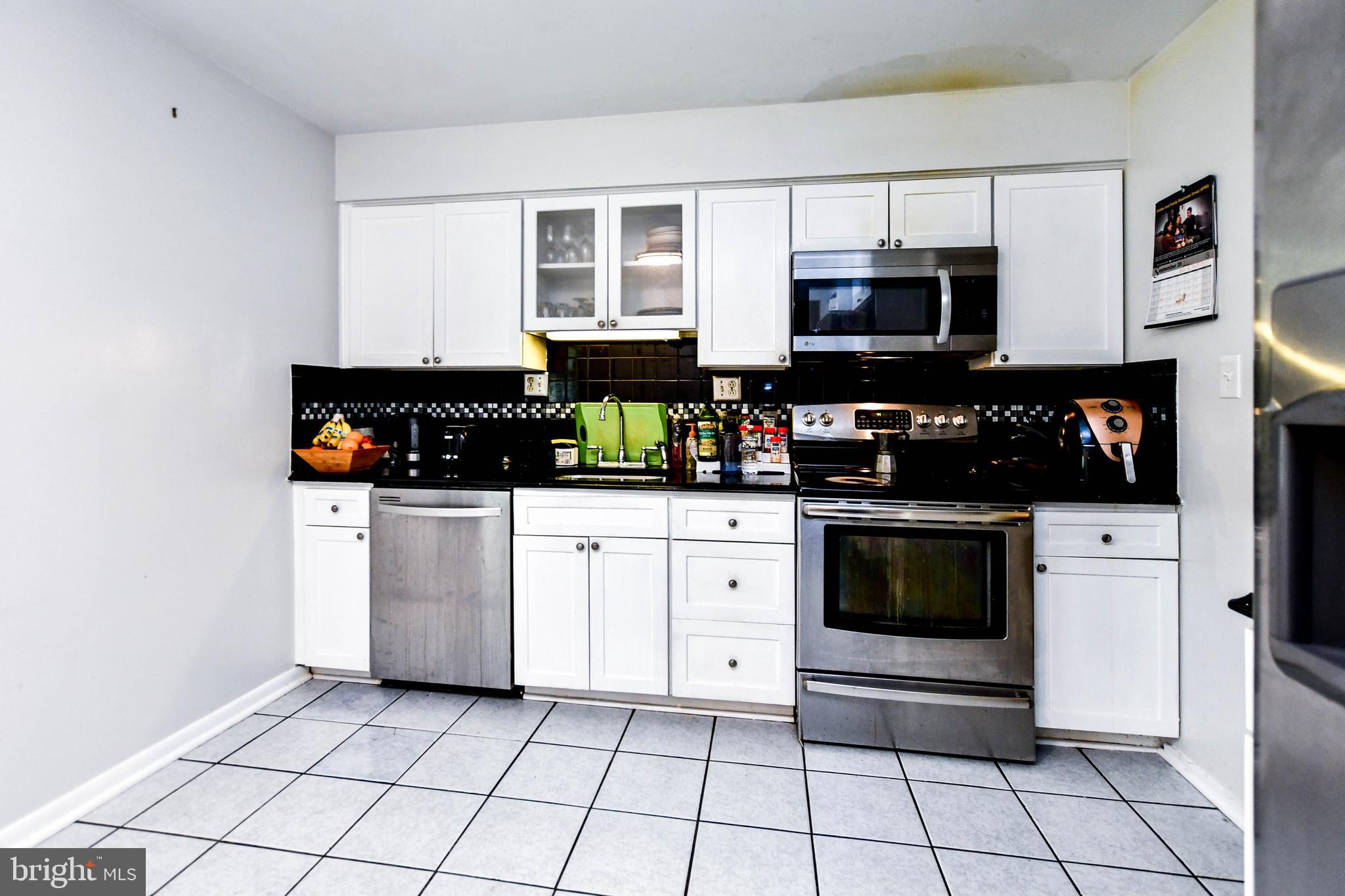 OAKLAND MILLS - Residential