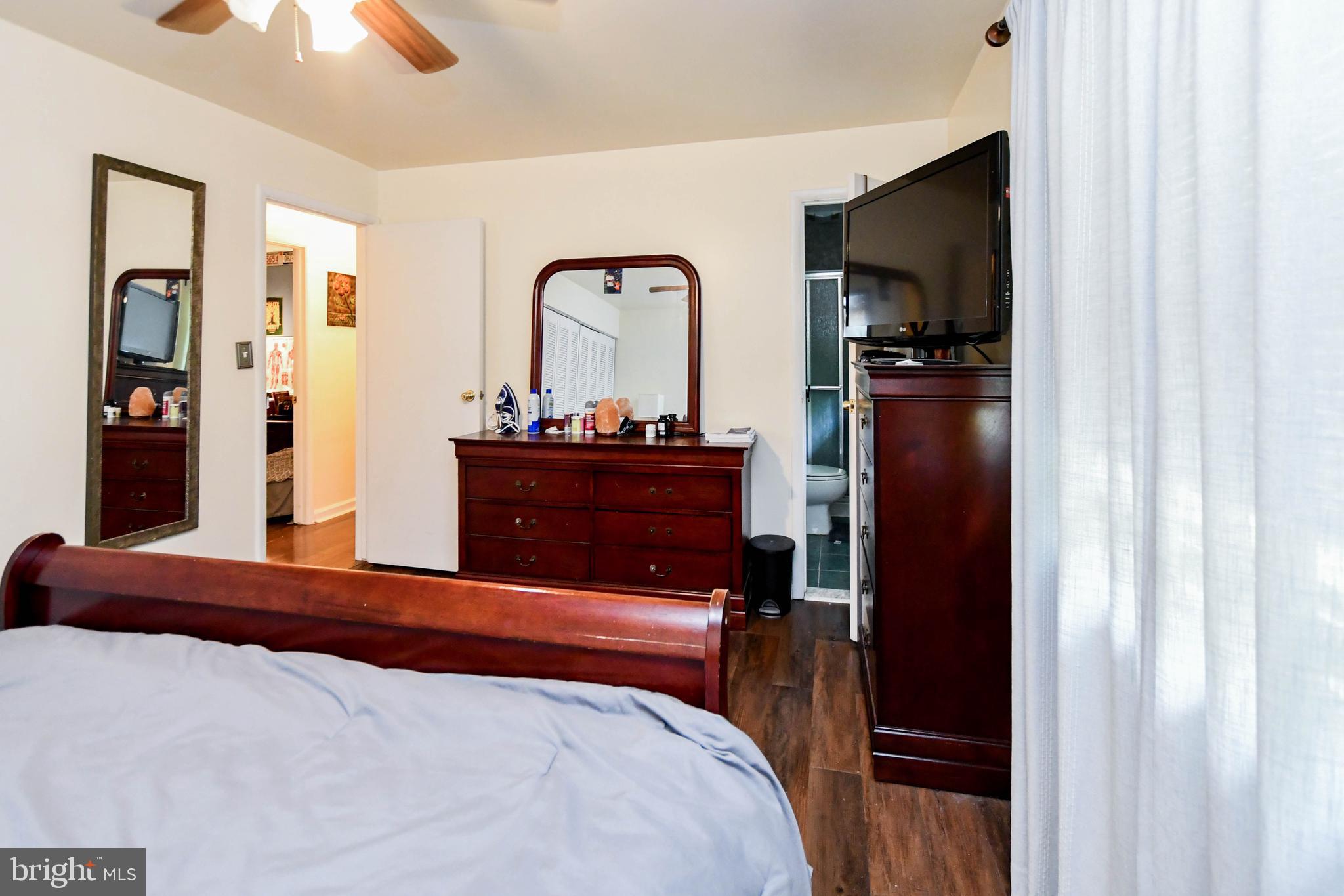 OAKLAND MILLS - Residential