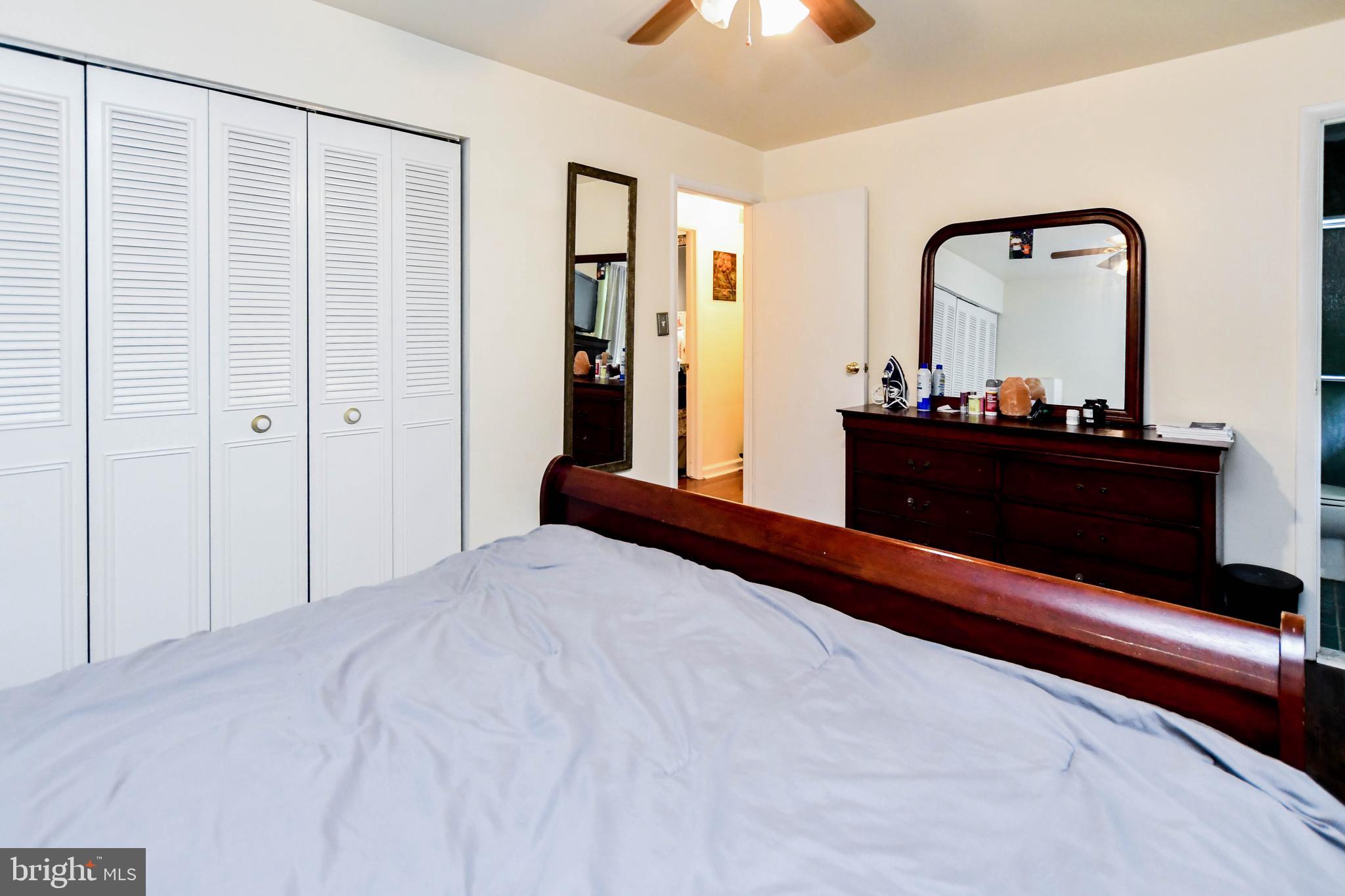 OAKLAND MILLS - Residential