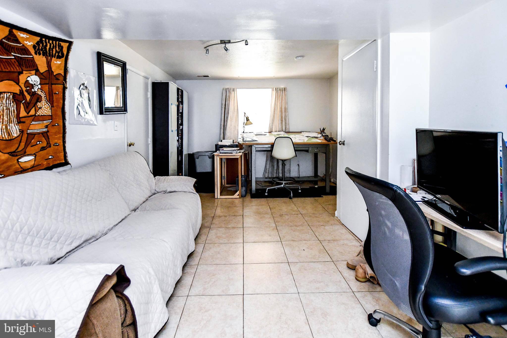 OAKLAND MILLS - Residential