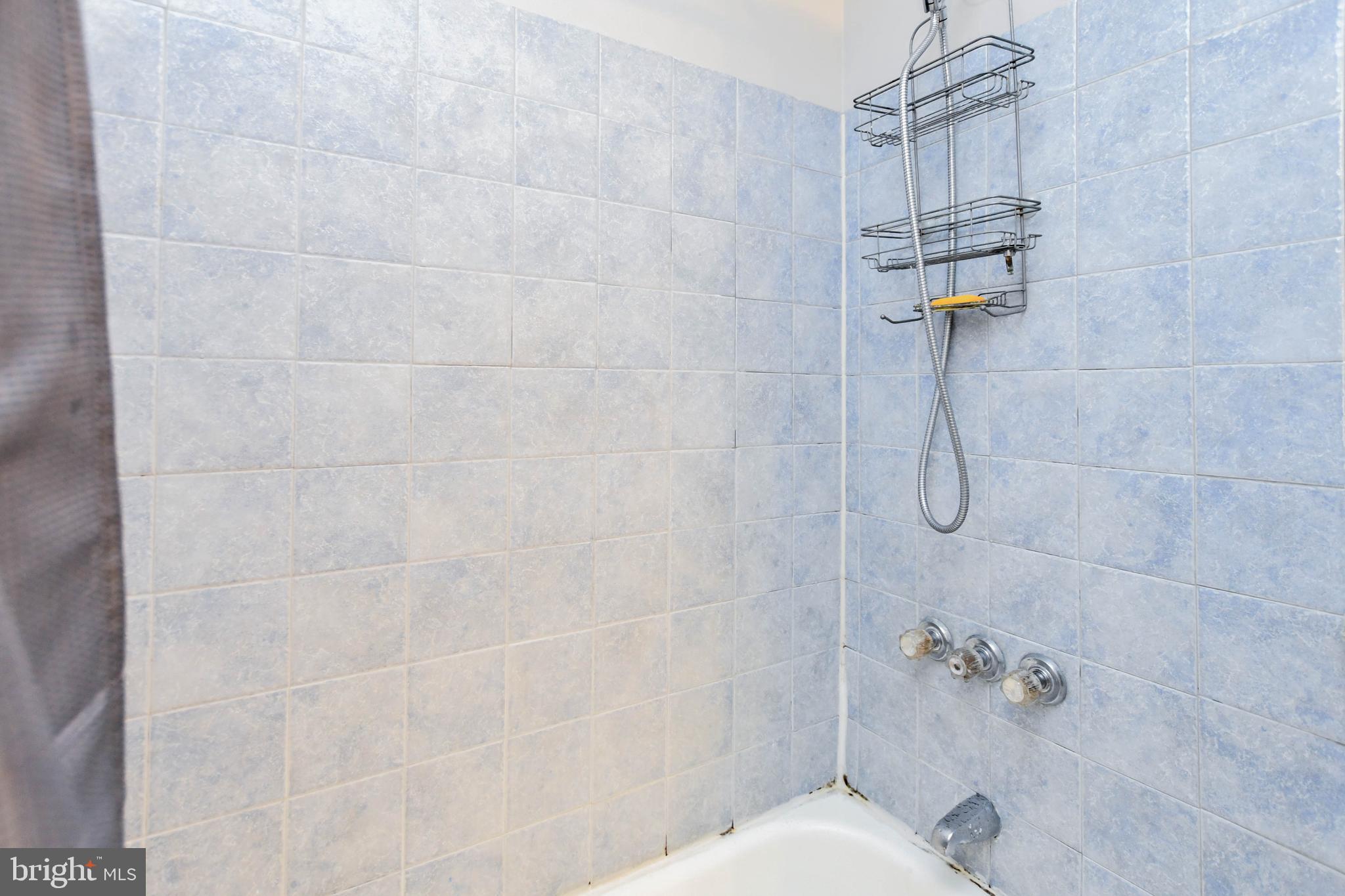 OAKLAND MILLS - Residential