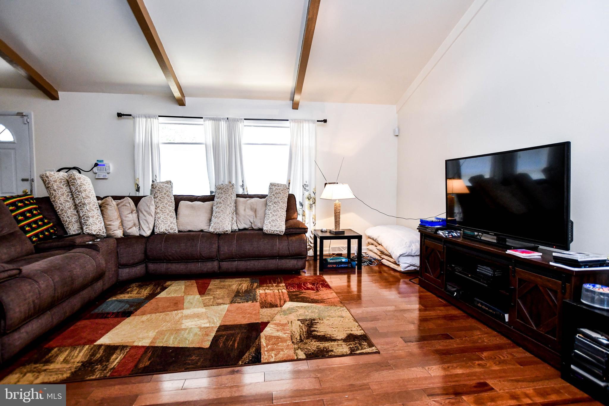 OAKLAND MILLS - Residential