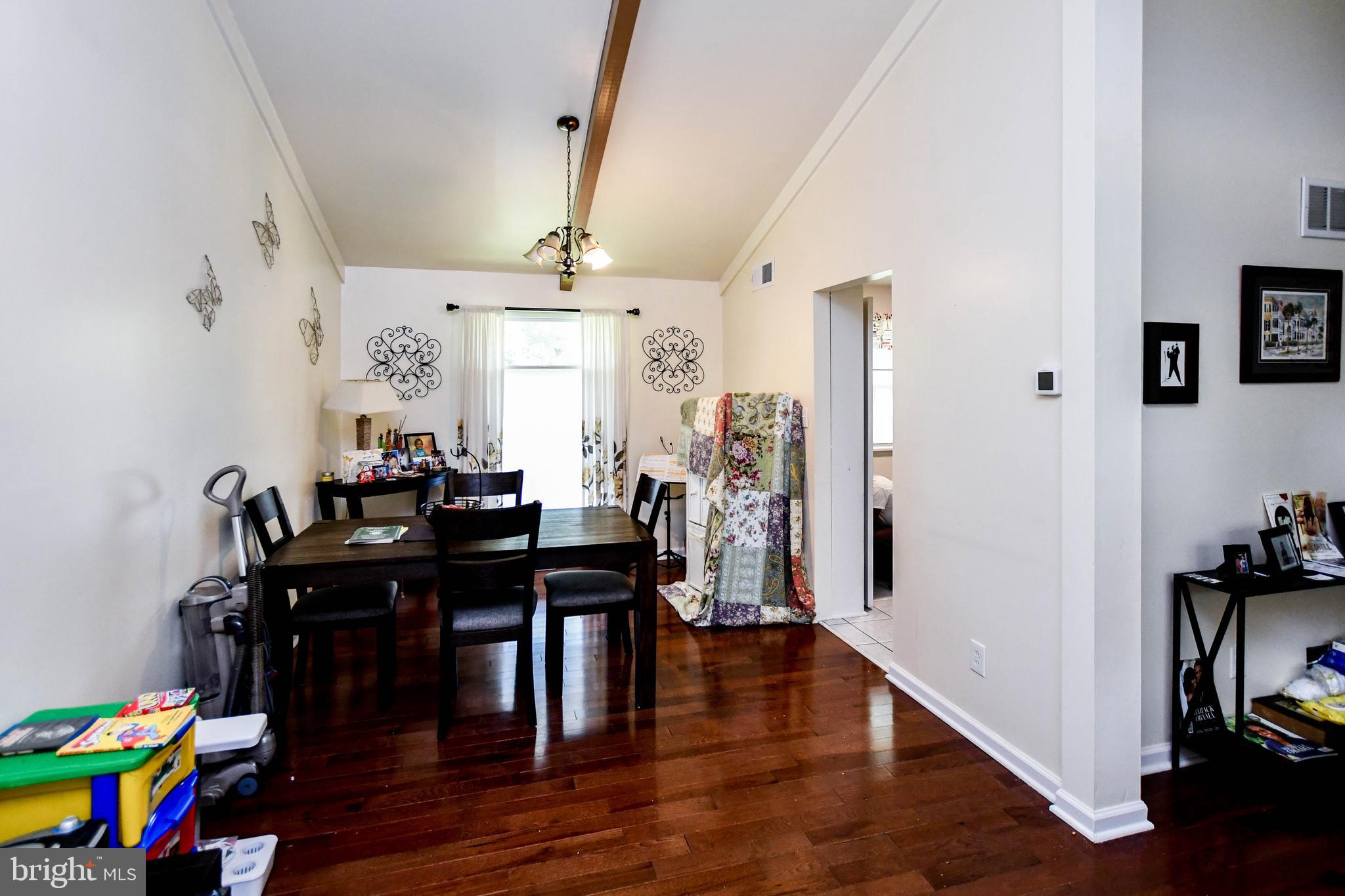 OAKLAND MILLS - Residential