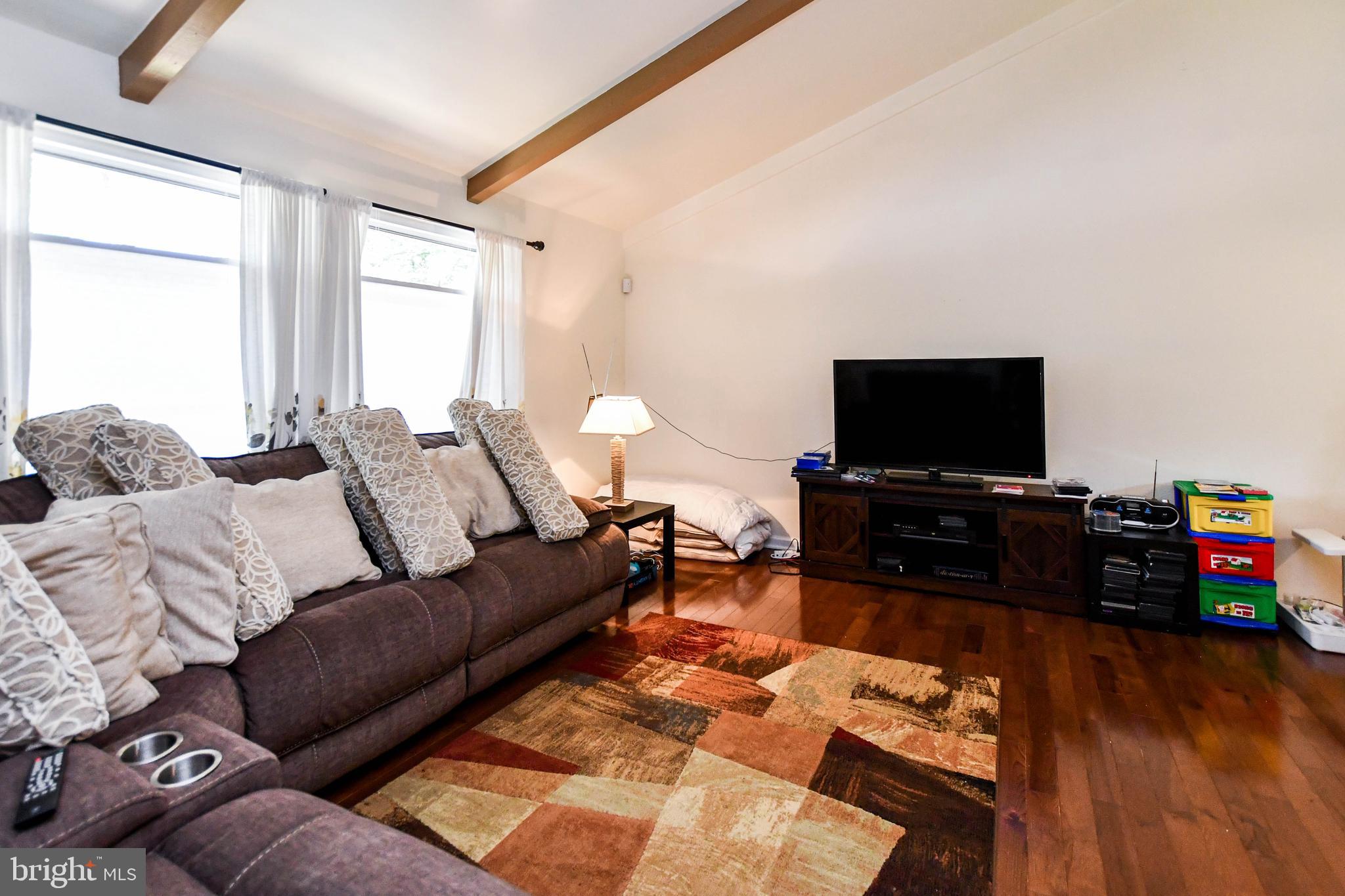 OAKLAND MILLS - Residential