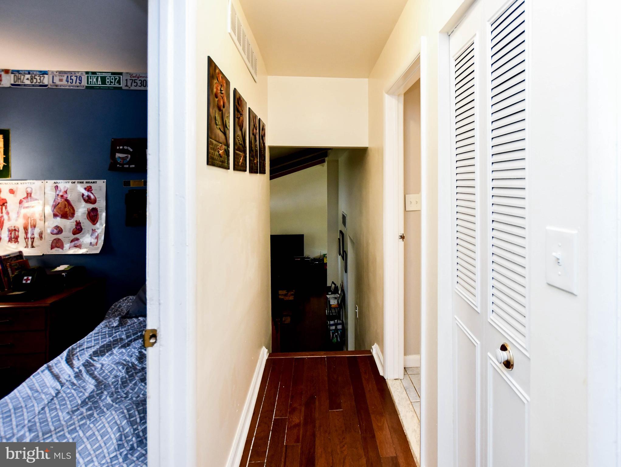 OAKLAND MILLS - Residential