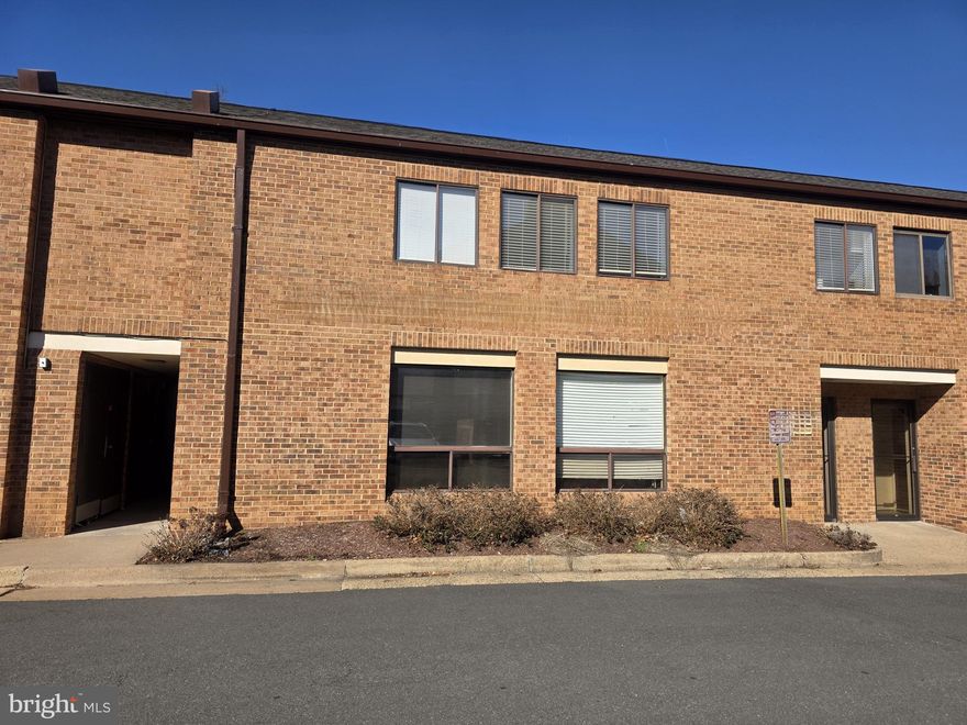 Office condo in heart of  Annandale location, Few minutes to I-495, I-395 and all major Street, 20 minutes to Washington DC .   1st floor unit.  Ample parking available.