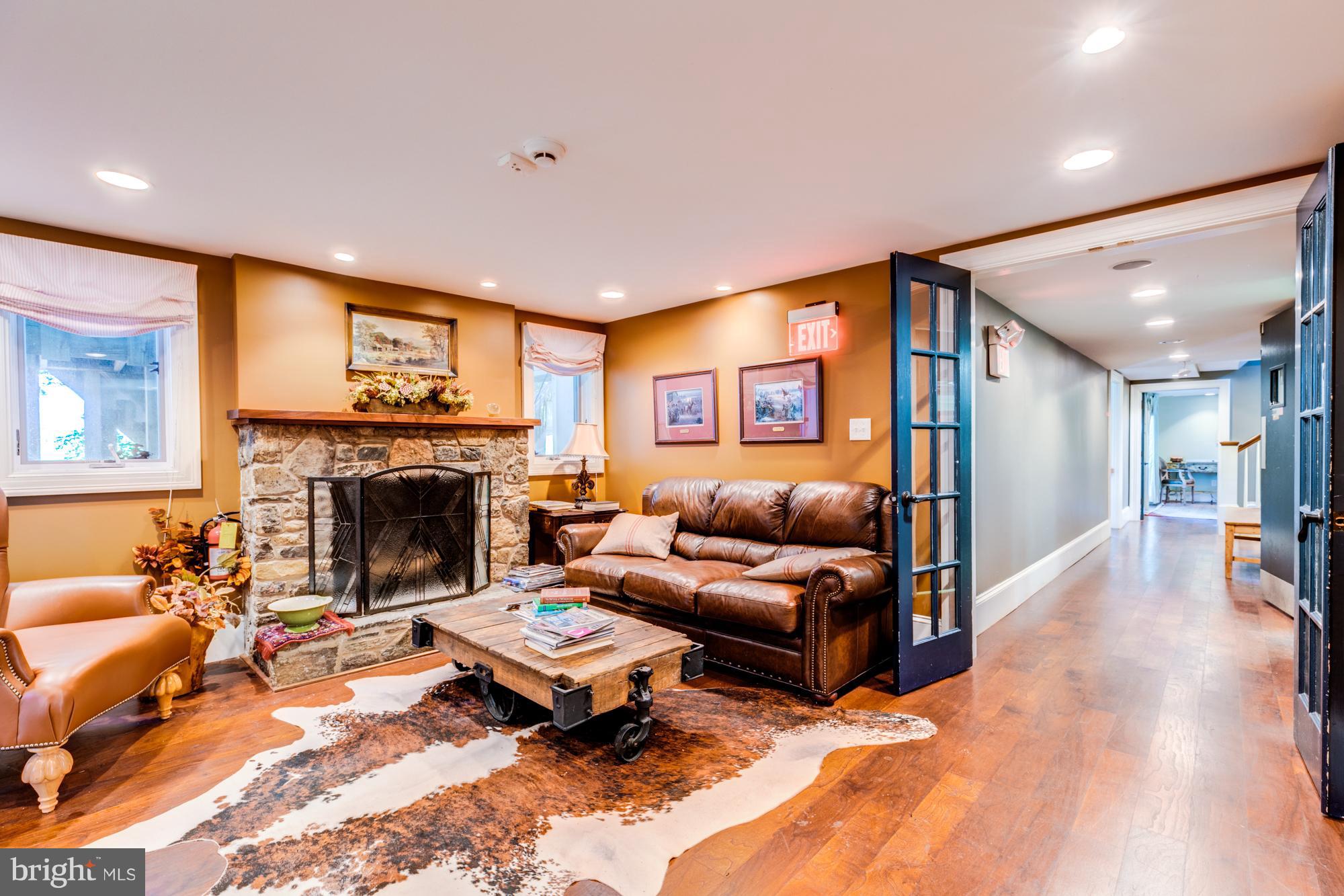 RAPPAHANNOCK - Commercial Sale