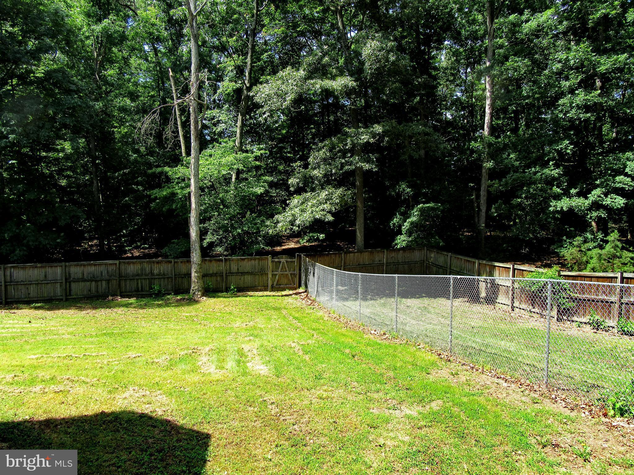 AMBERLEIGH FARMS - Residential