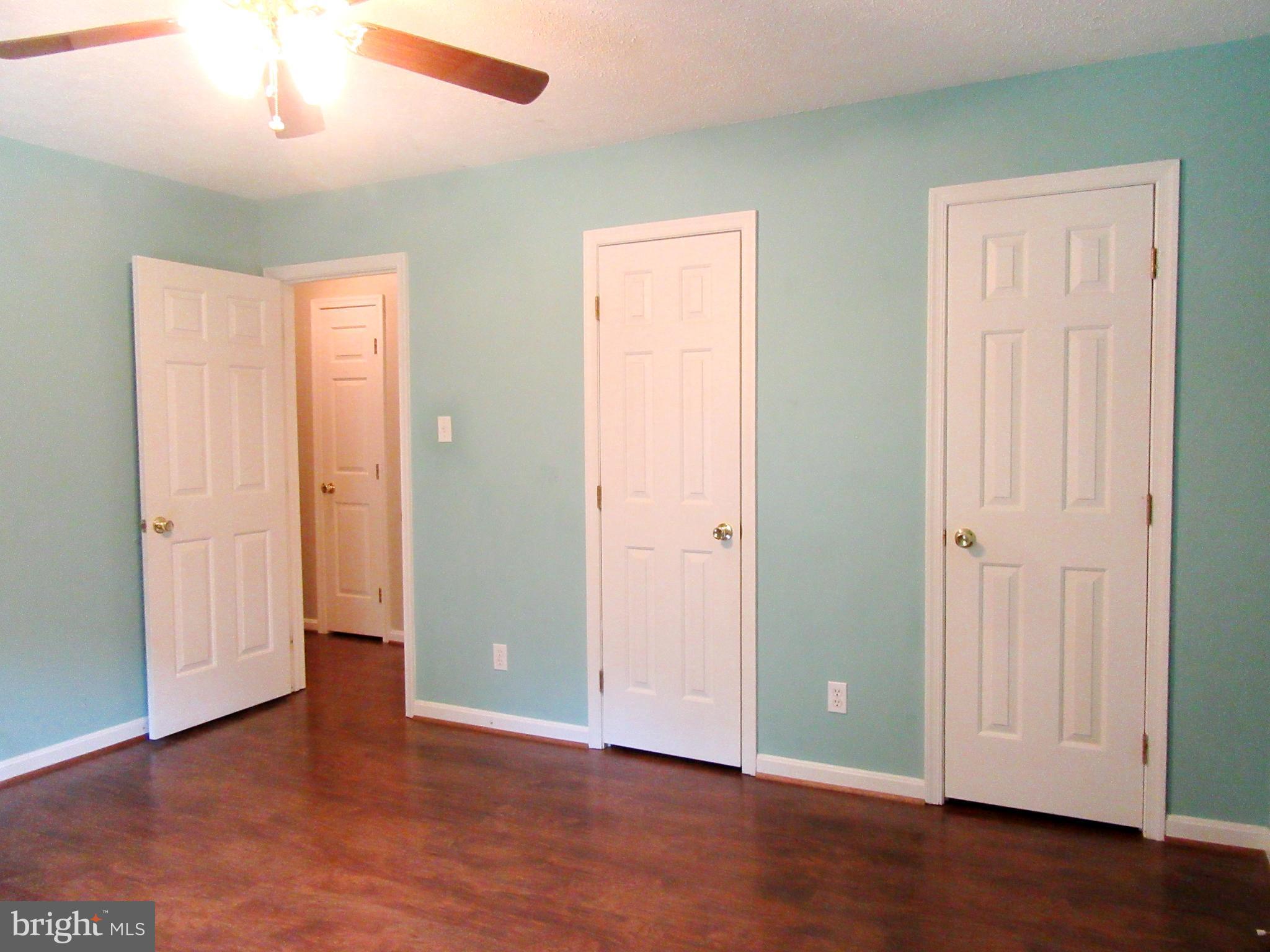 AMBERLEIGH FARMS - Residential