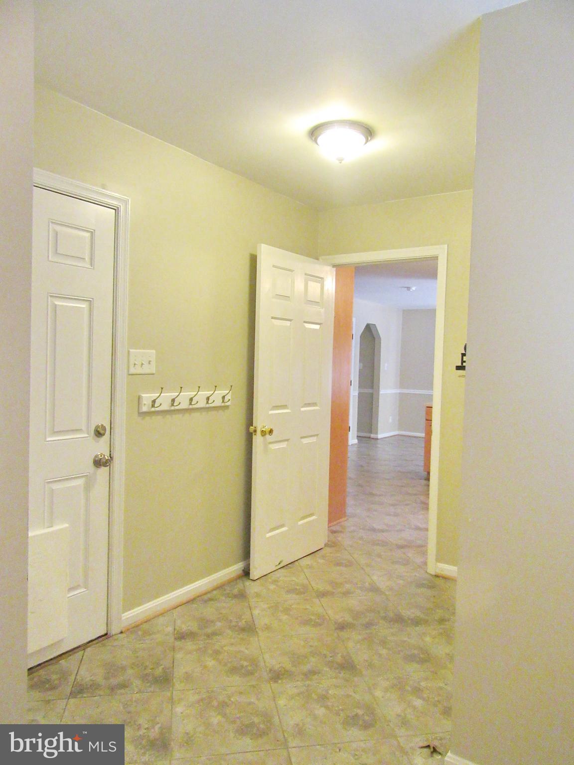 AMBERLEIGH FARMS - Residential