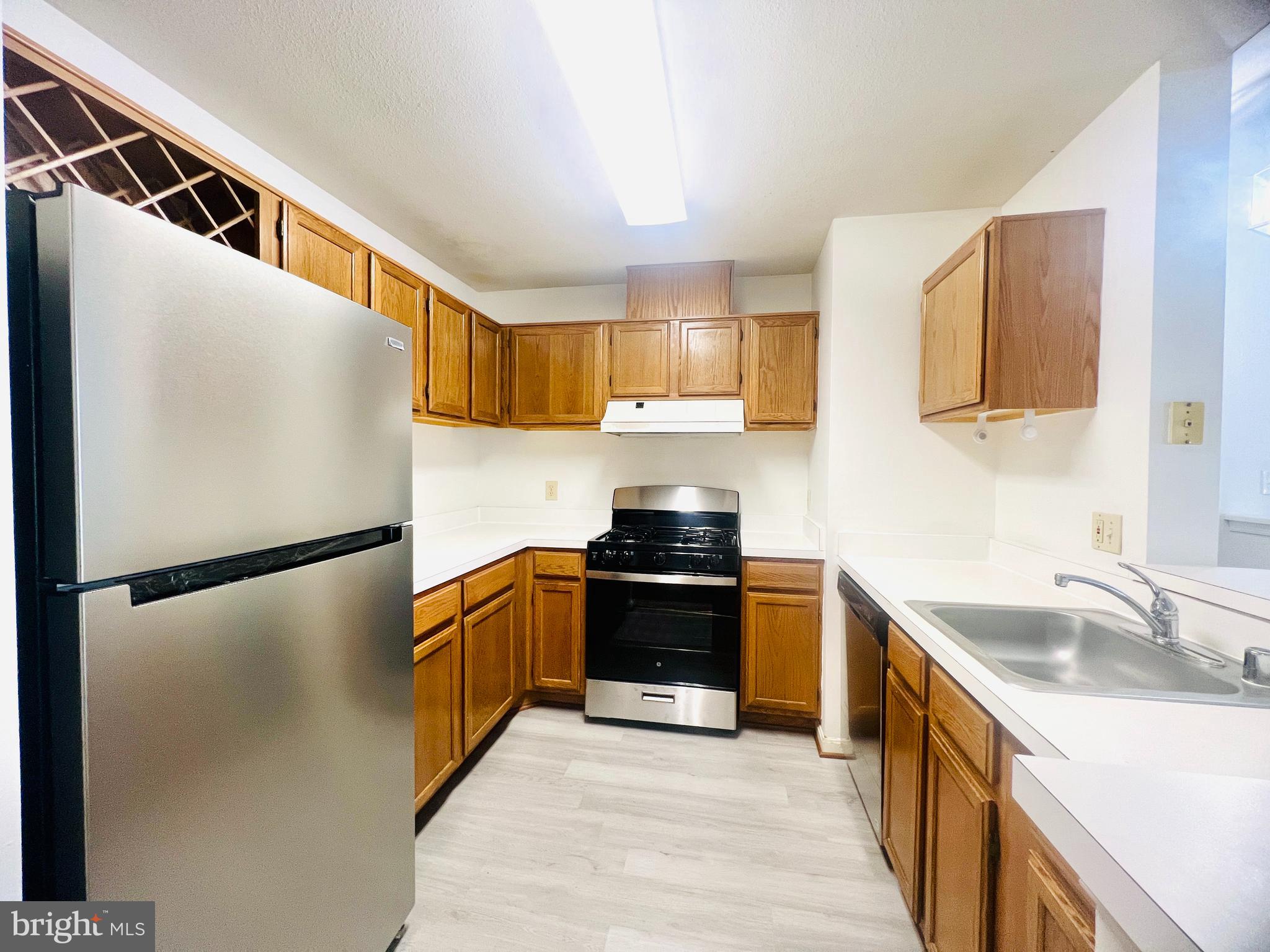 RUSSETT - Residential Lease