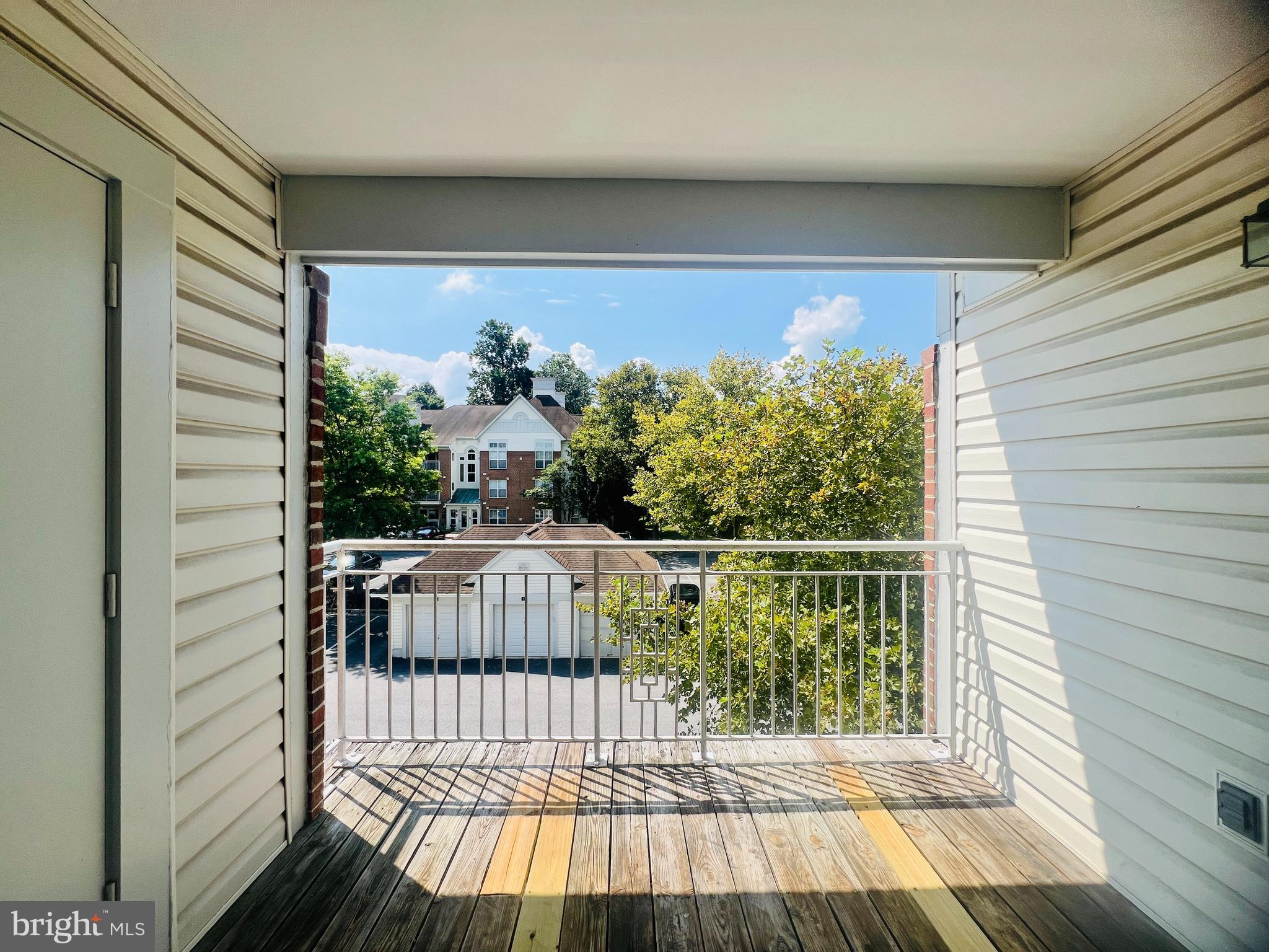 RUSSETT - Residential Lease