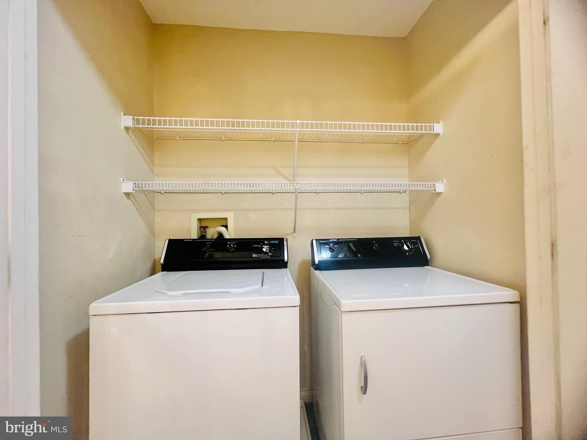 RUSSETT - Residential Lease