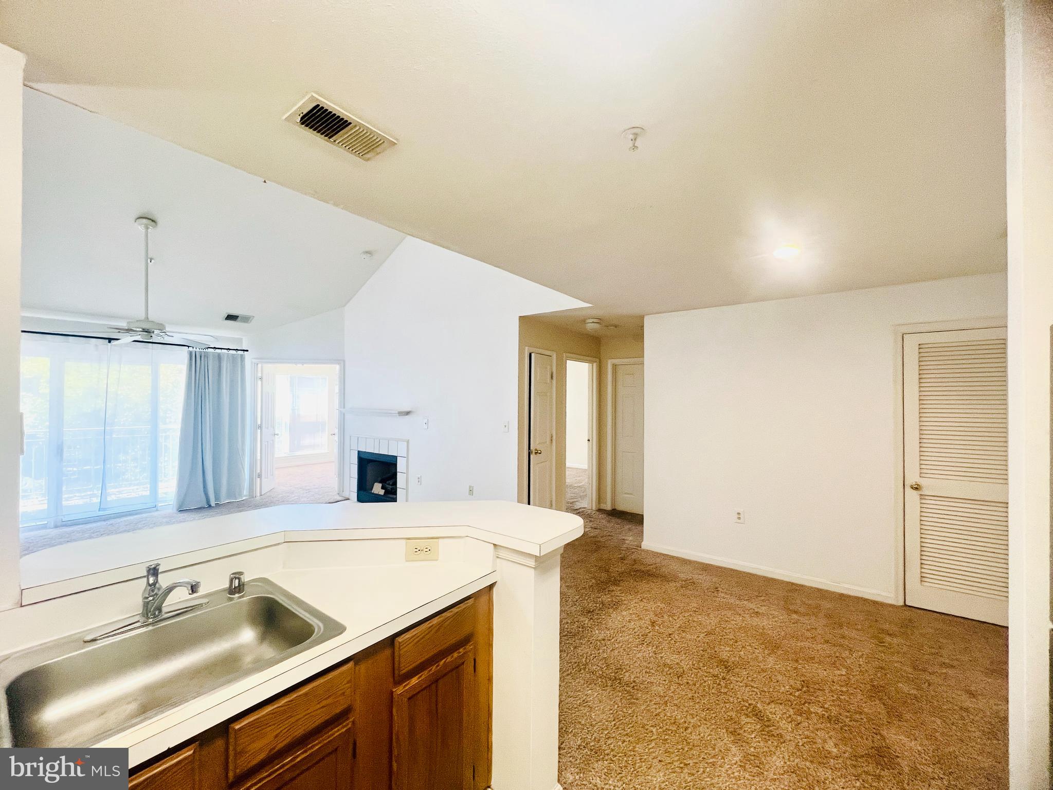 RUSSETT - Residential Lease