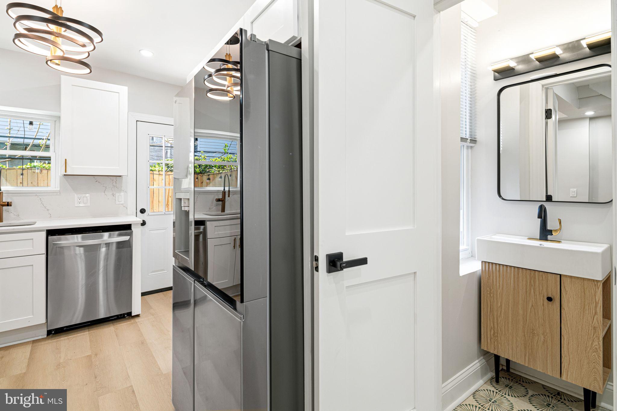 POINT BREEZE - Residential