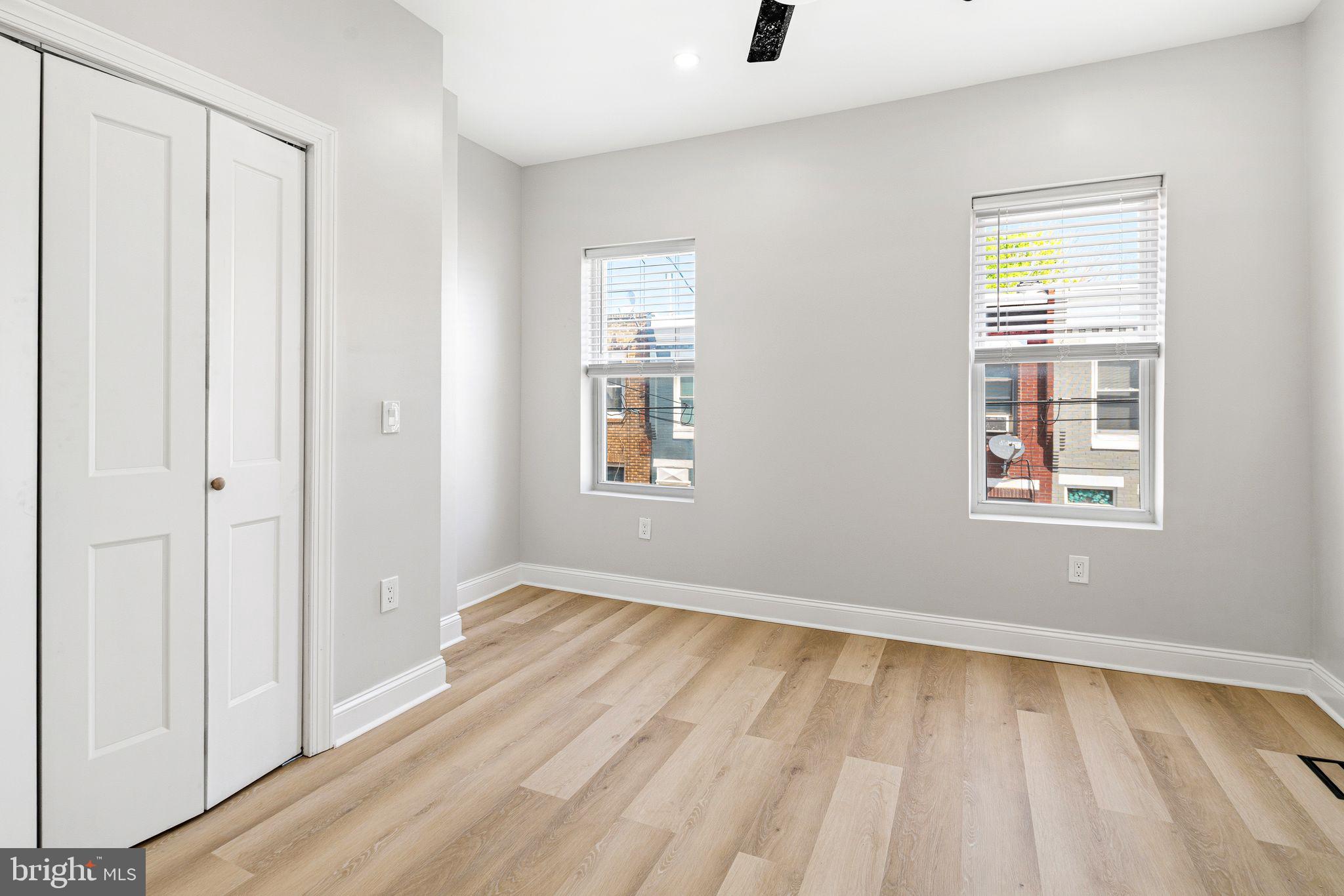 POINT BREEZE - Residential