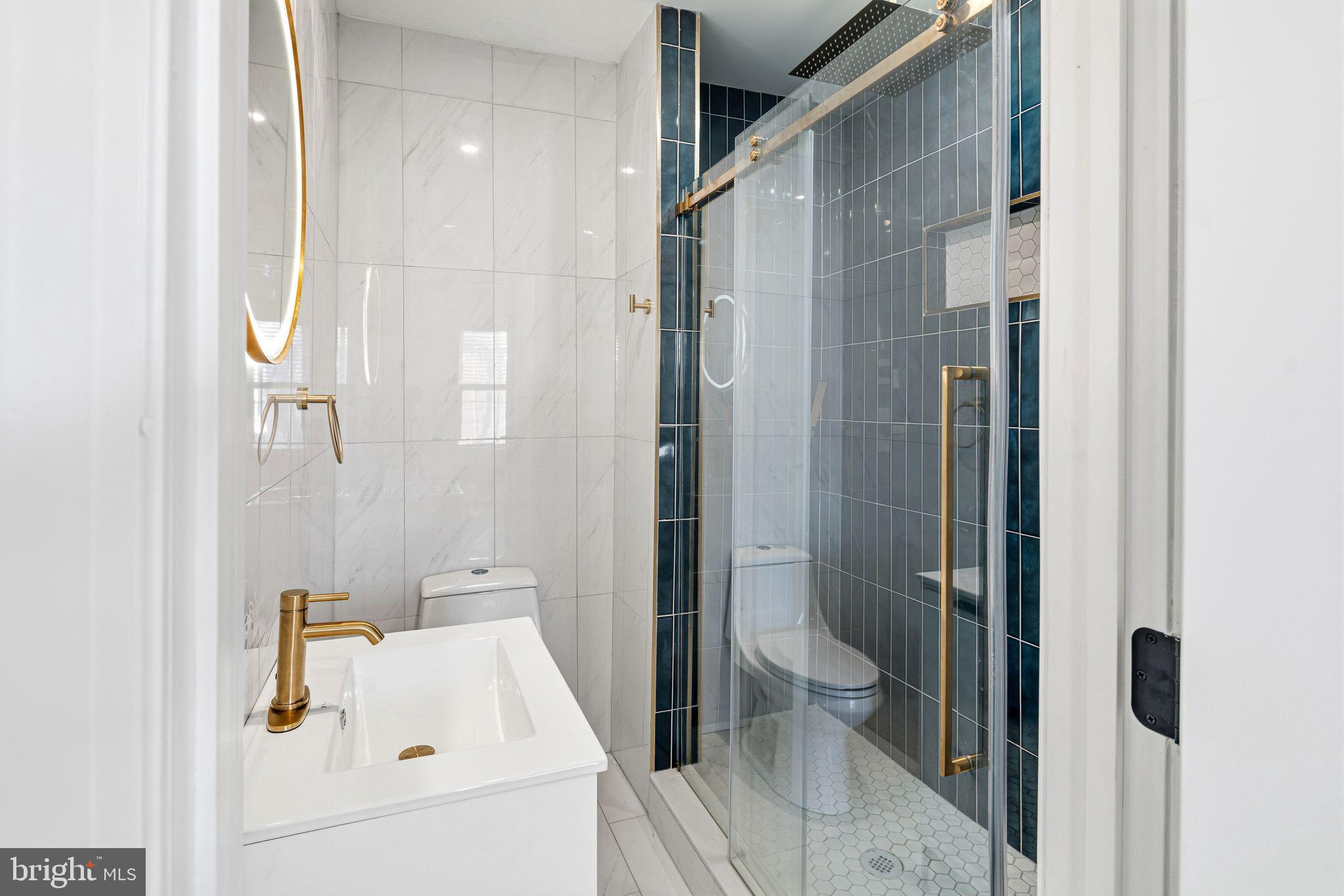 POINT BREEZE - Residential