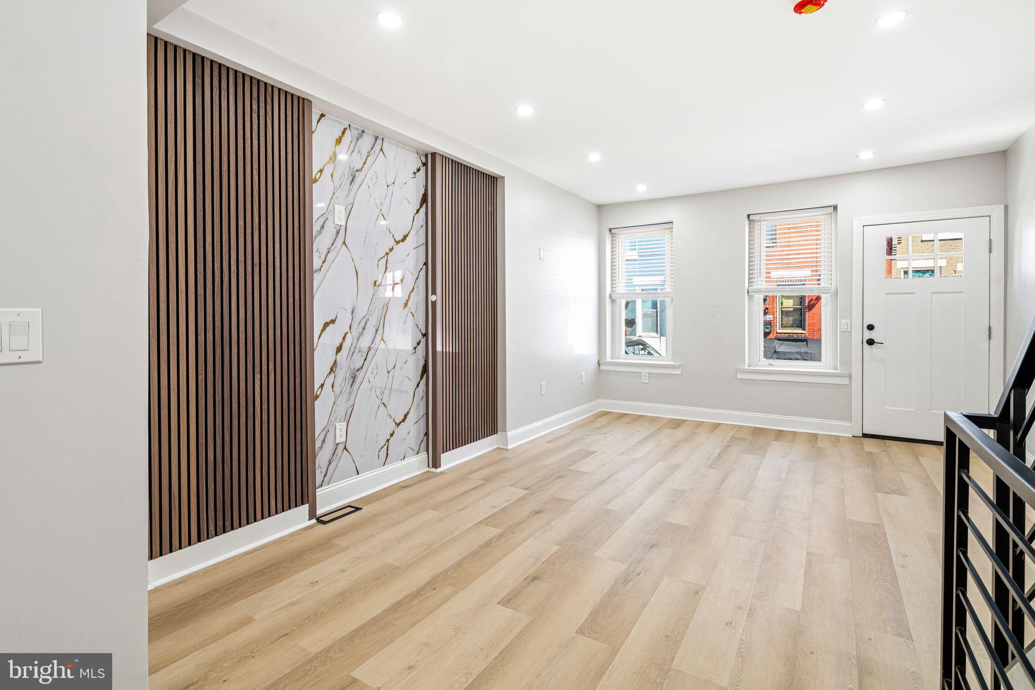 POINT BREEZE - Residential