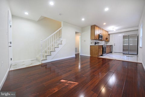 Homes For Sale - 6807 Elmhurst Street<br/> Prince Georges County, DISTRICT HEIGHTS, MD 20747