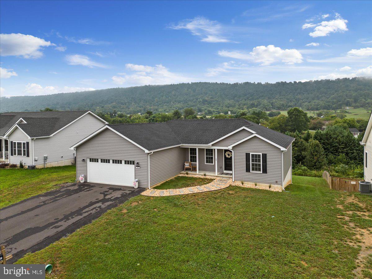 PEBBLE RIDGE - Residential