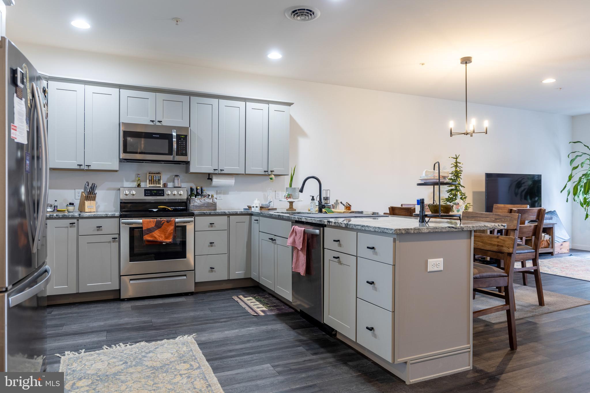 MEADOWSGREEN - Residential