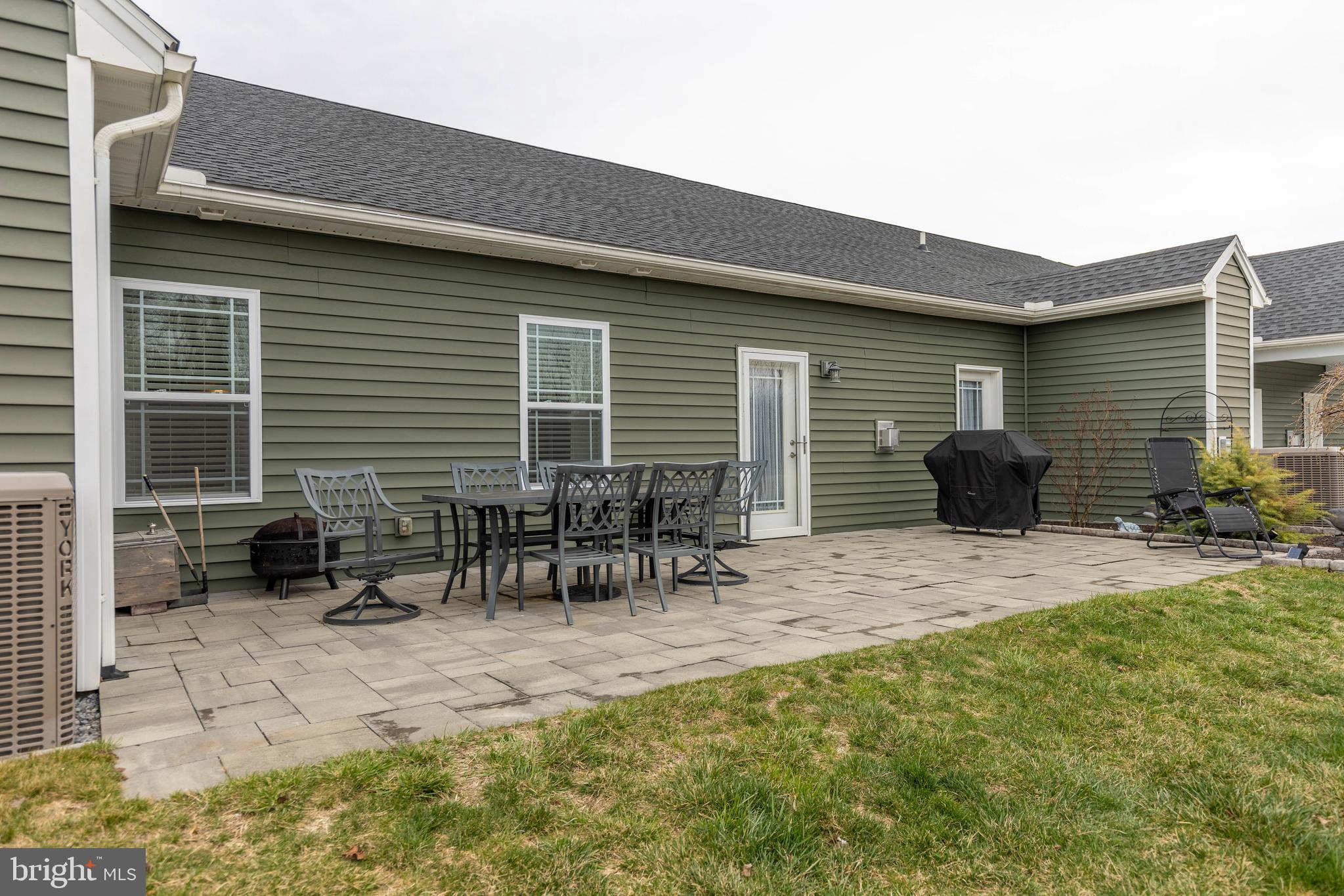 MEADOWSGREEN - Residential